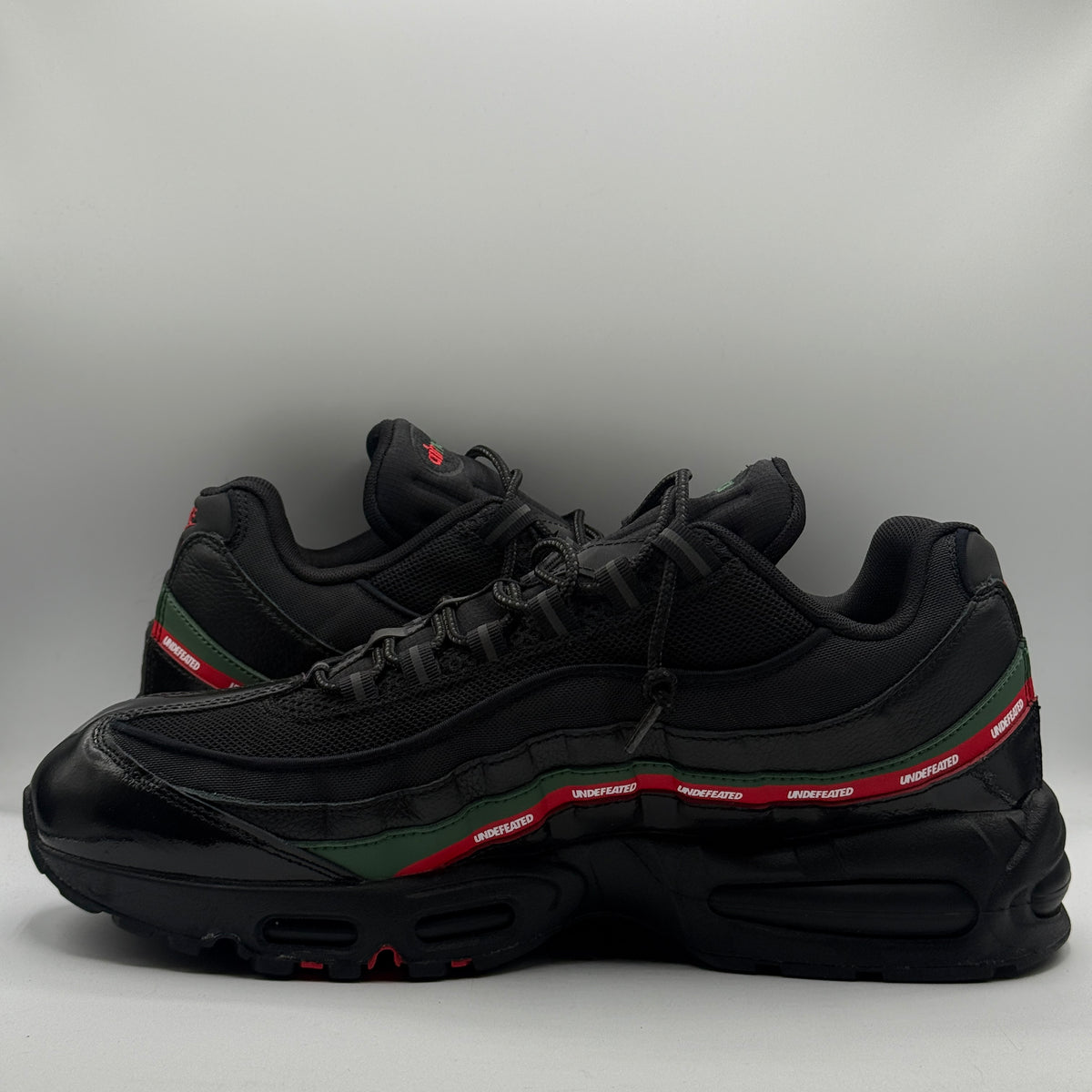 (USED) Nike Air Max 95 Undefeated Black Size 14