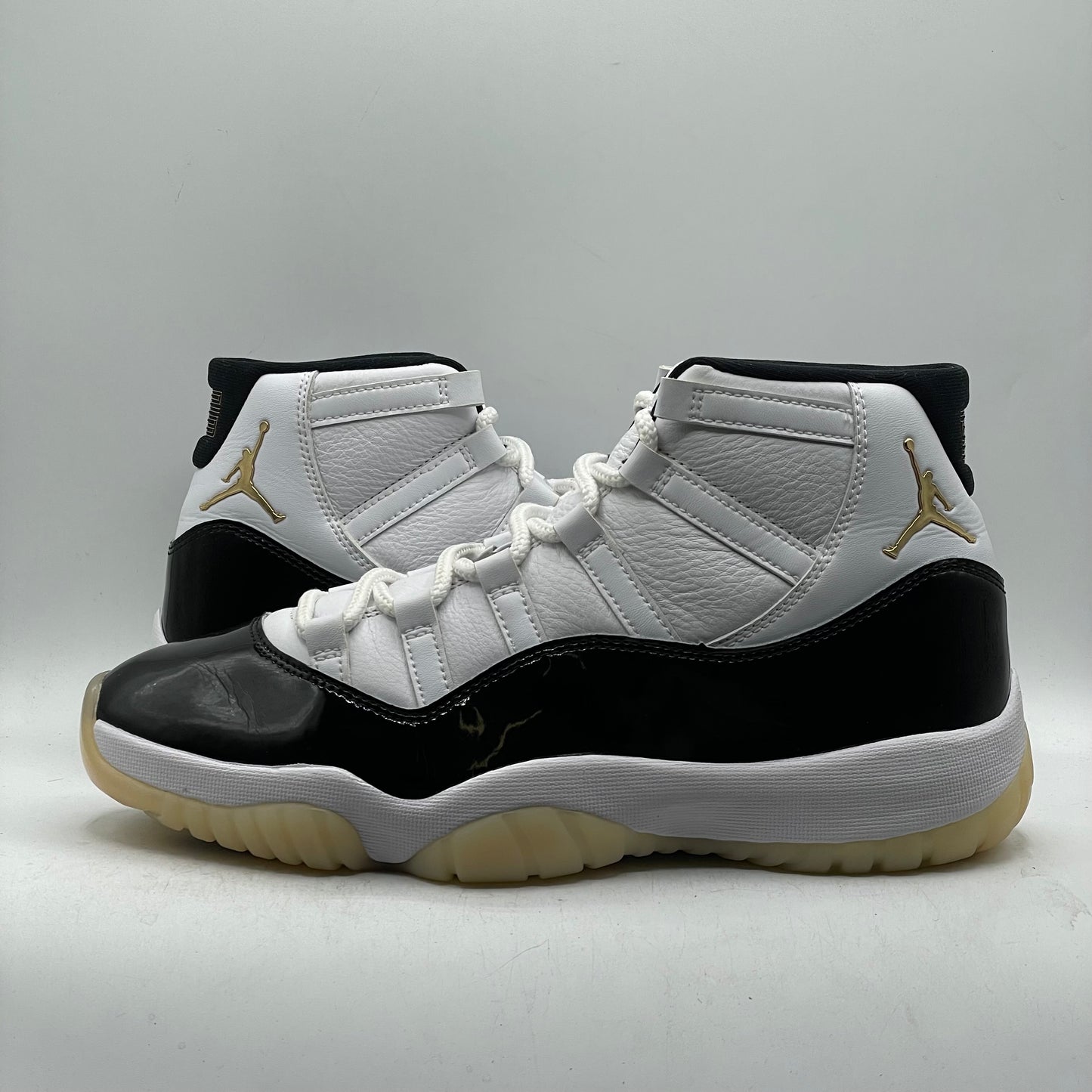 (USED) Jordan 11 Gratitude (2023) Size 9.5