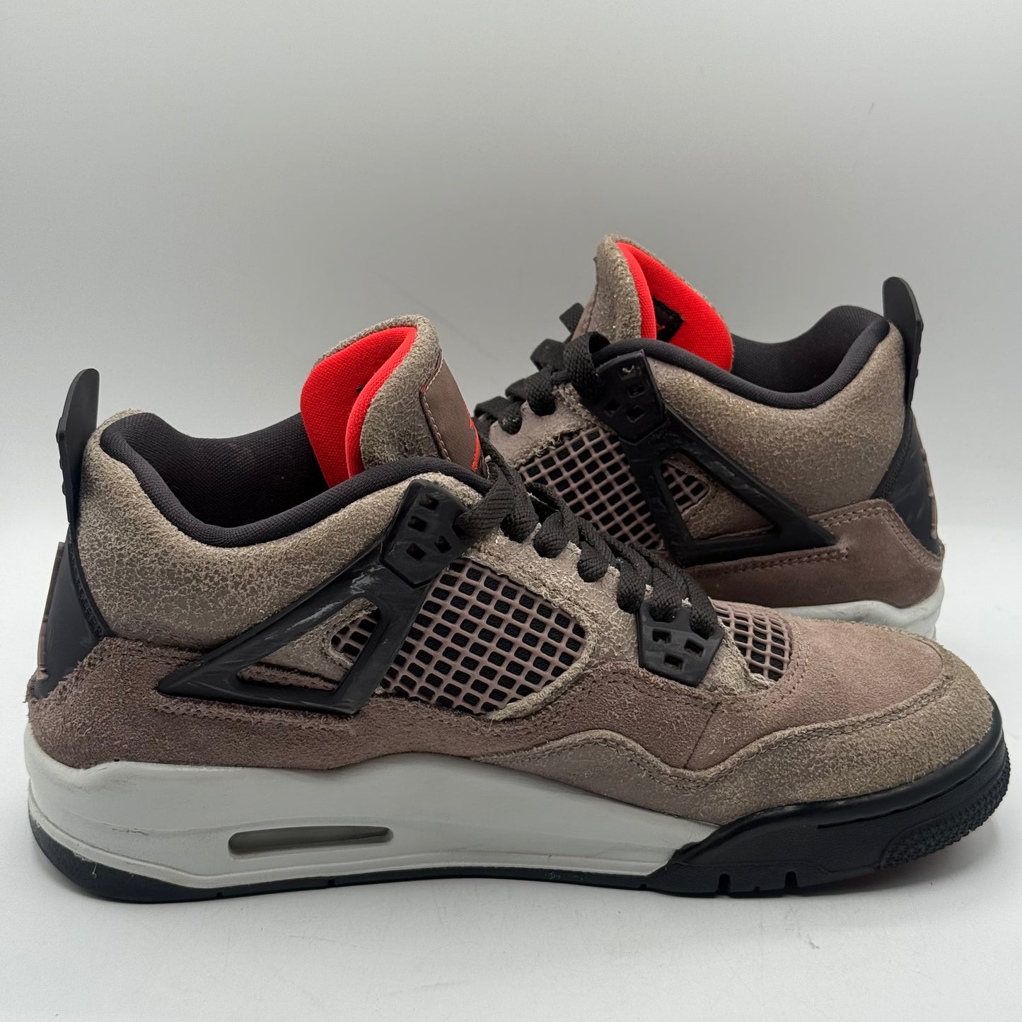 (USED) Jordan 4 Taupe Haze Size 6.5Y