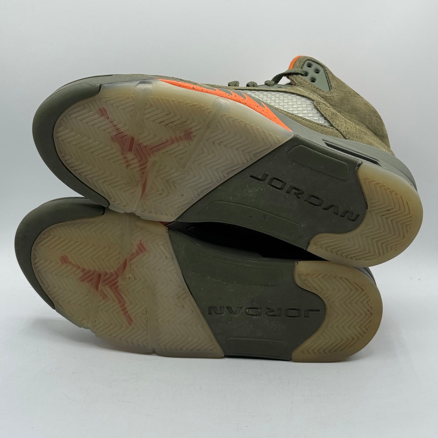 (USED NO BOX) Jordan 5 Olive Size 8