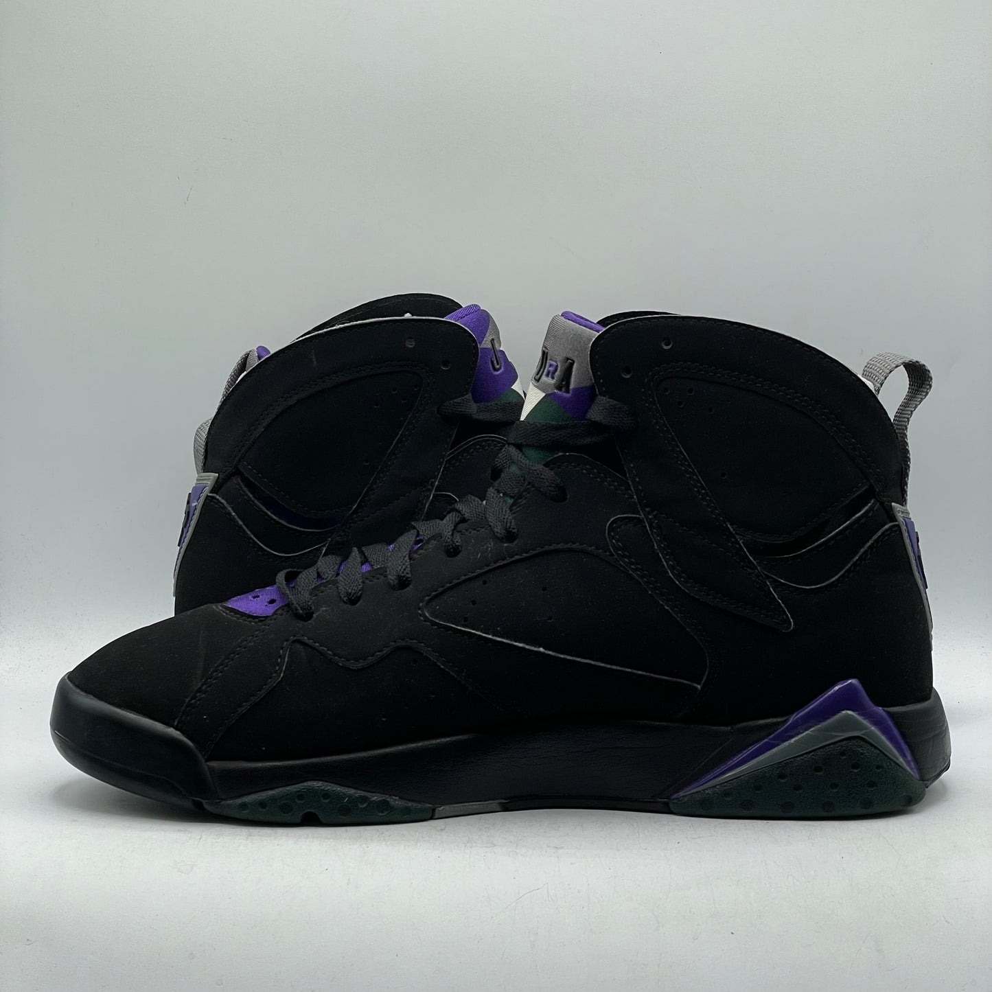 (USED NO BOX) Jordan 7 Ray Allen Bucks Size 10.5