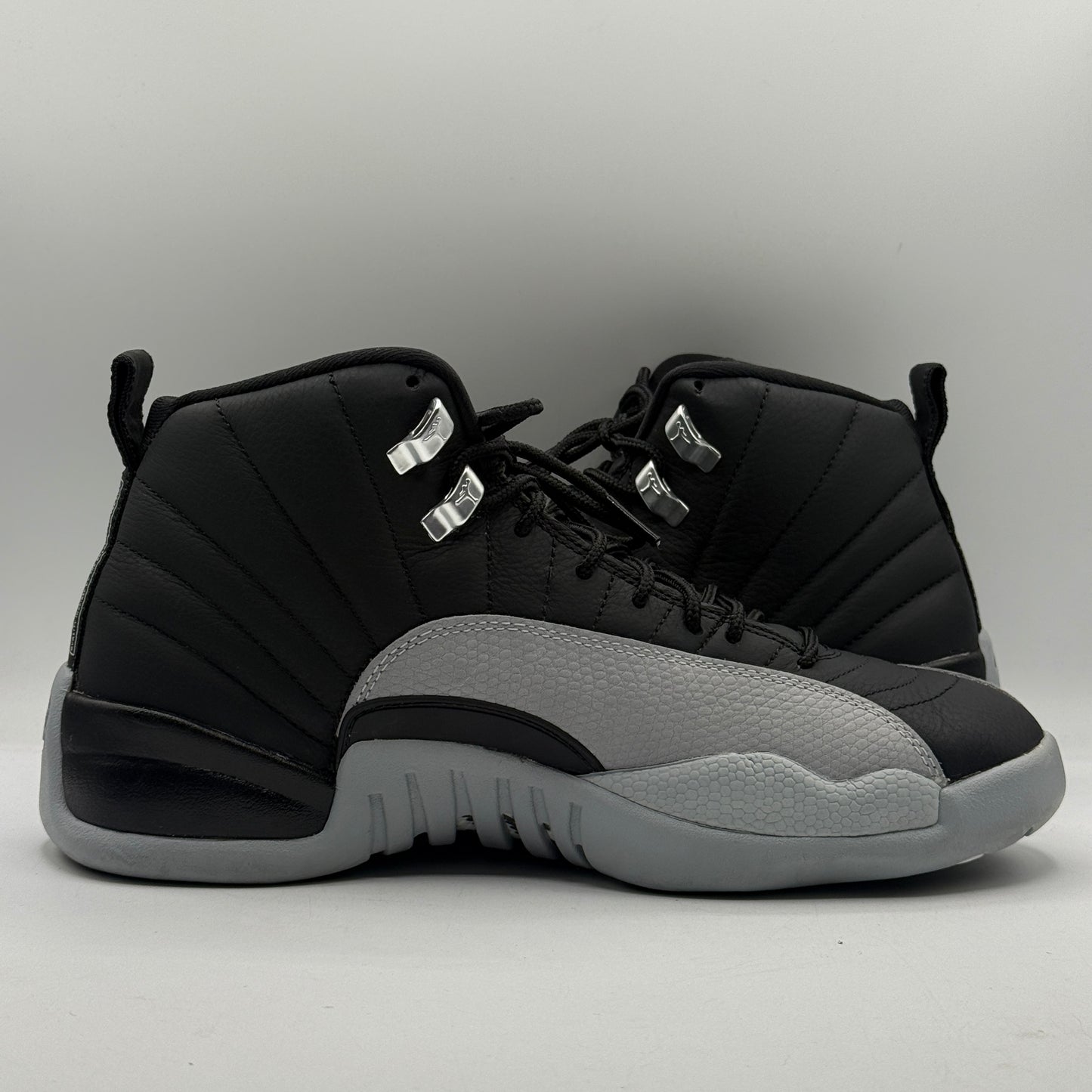 (USED) Jordan 12 Baron Size 8.5