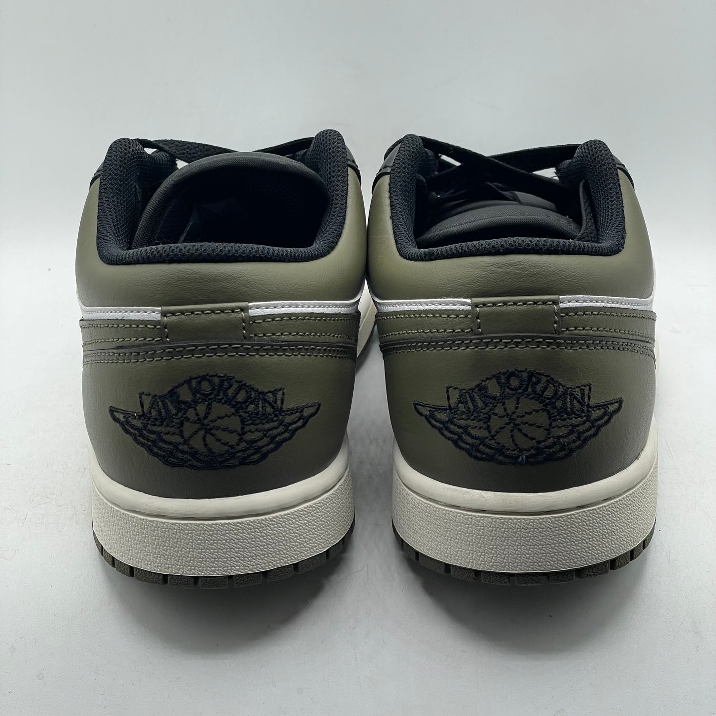 (USED) Jordan 1 Low Black Toe Medium Olive Size 10