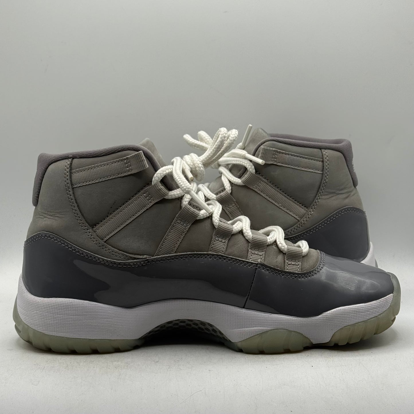 (Used No Box) Jordan 11 High Cool Grey Size 9