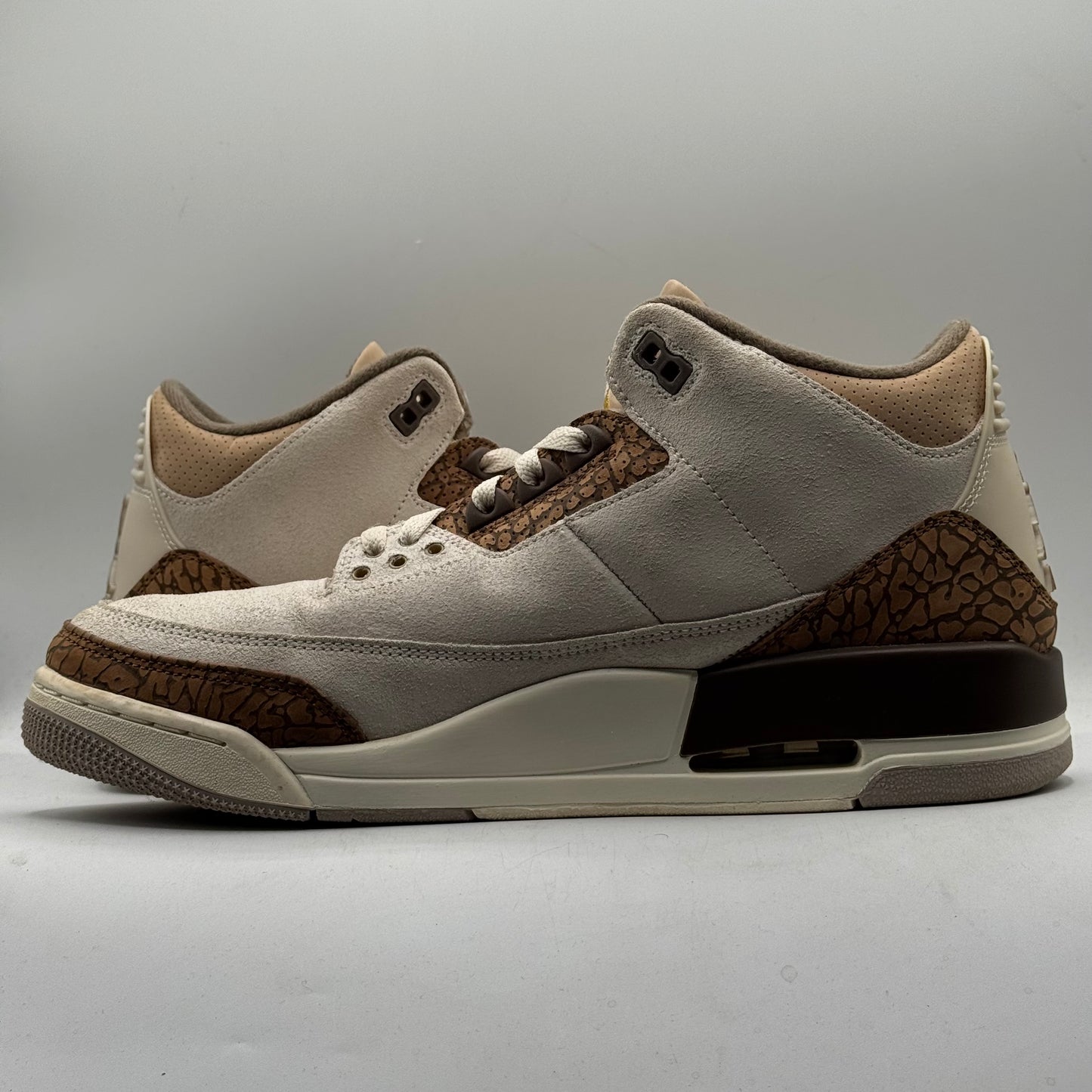 (USED) Jordan 3 Palomino Size 12