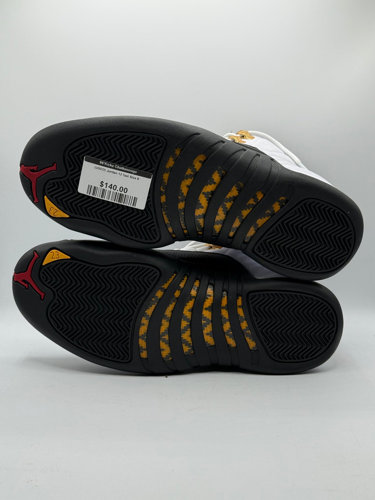 (USED) Jordan 12 Taxi Size 9