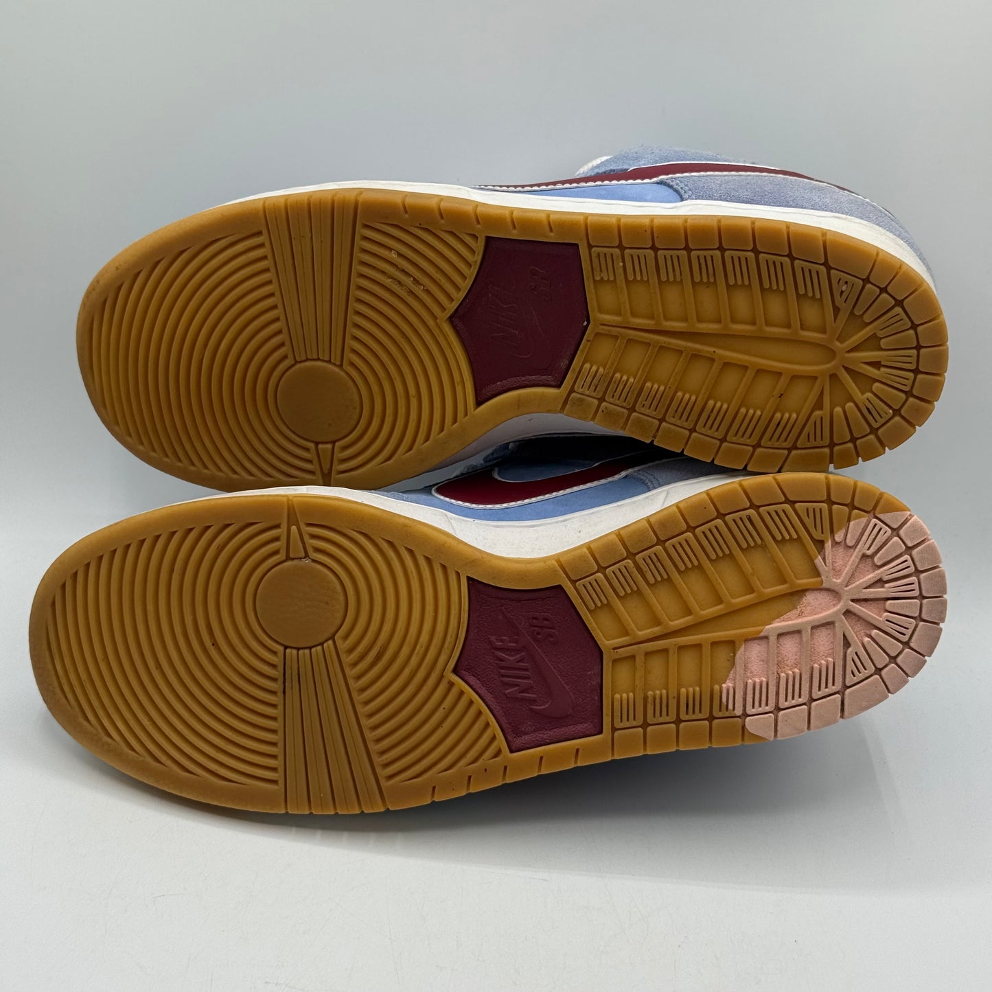 (USED) Nike SB Dunk Low Phillies Size 10