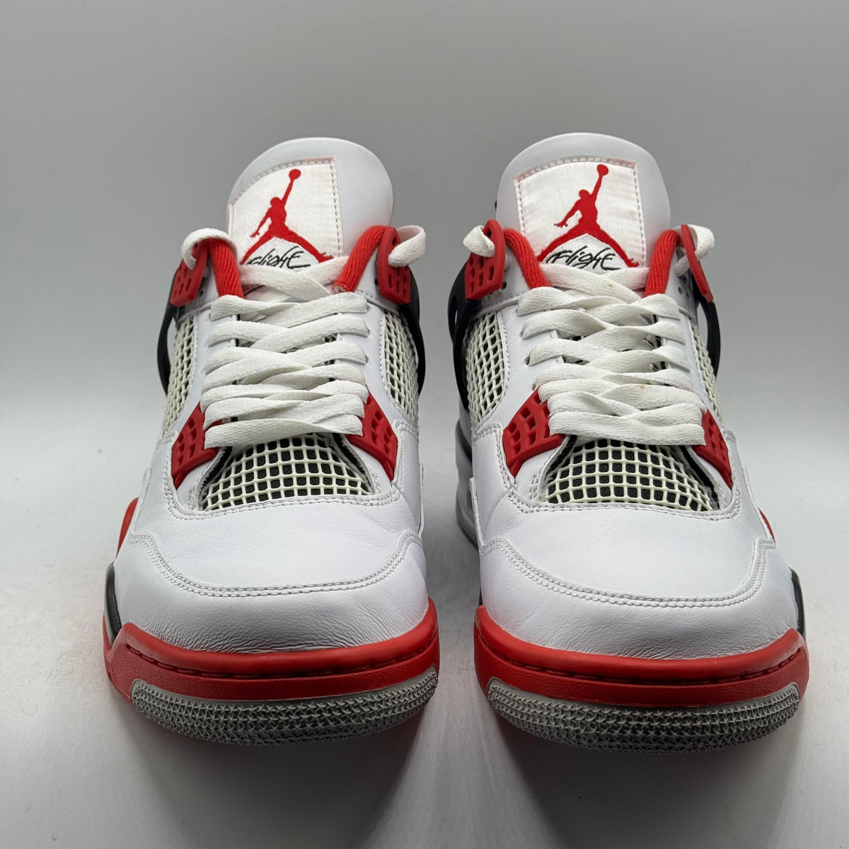 (USED REP BOX) Jordan 4 Fire Red Size 9.5