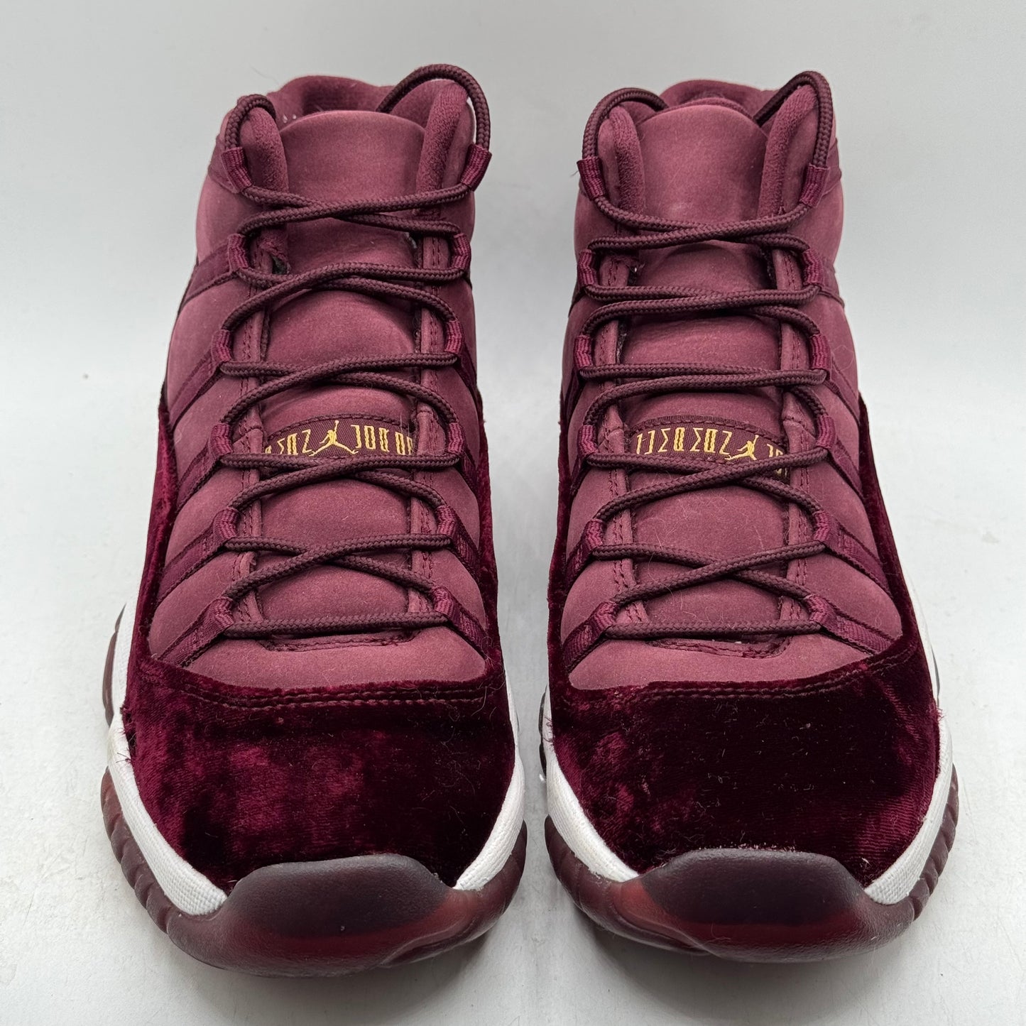 (Used No Box) Jordan 11 High Heiress Night Maroon Size 6.5Y