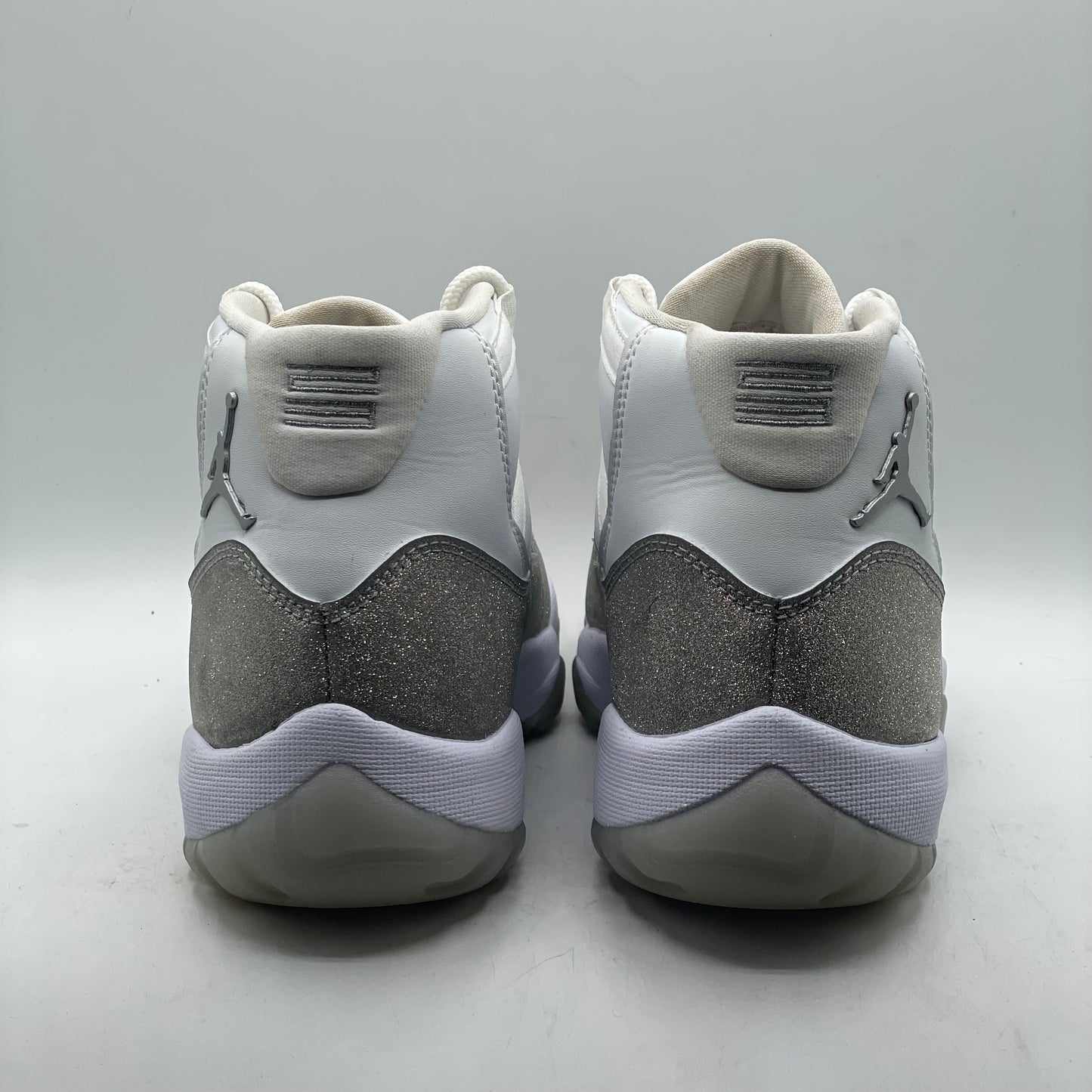 (USED) Jordan 11 White Metallic Silver (W) Size 9W/7.5M