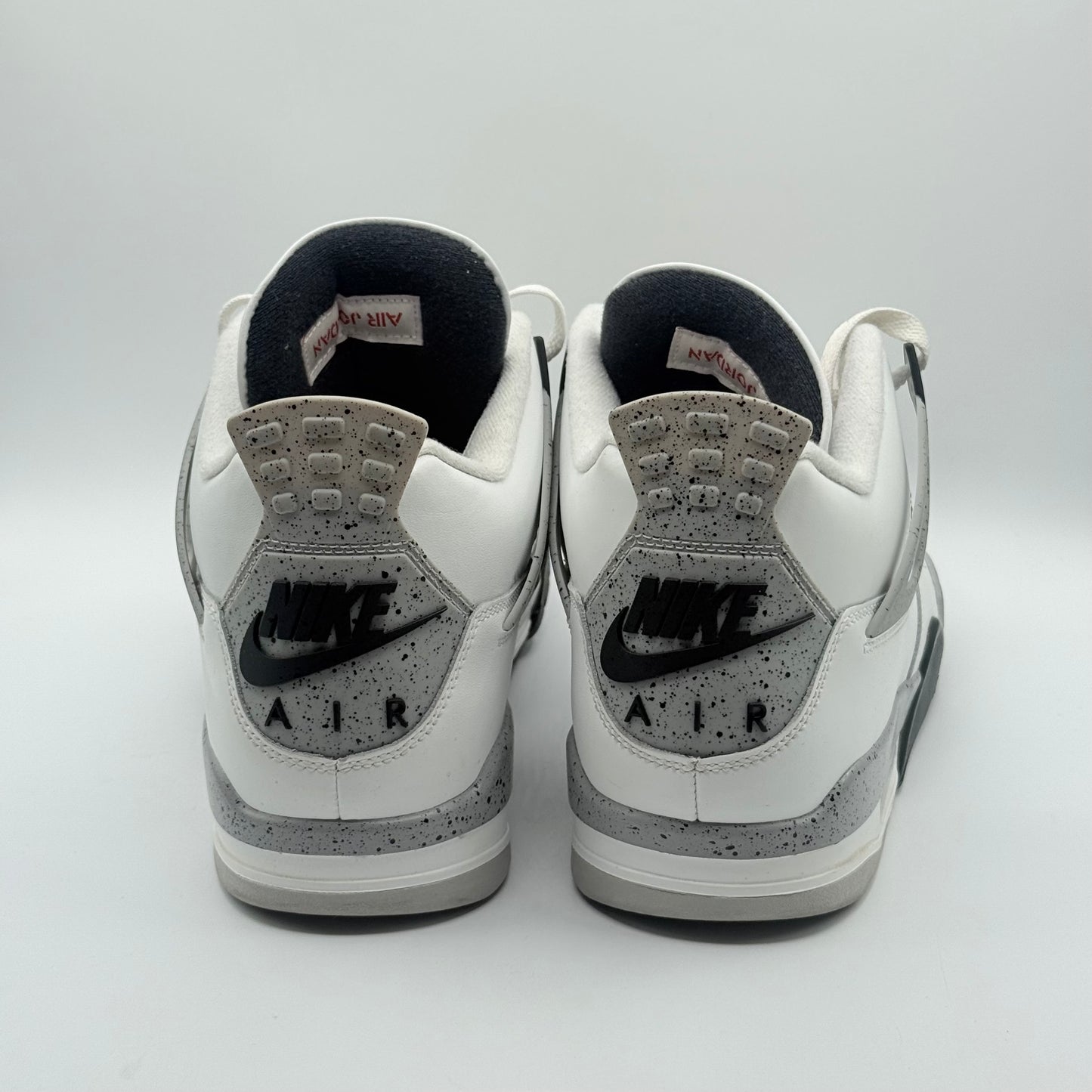 (USED) Jordan 4 White Cement Size 11.5