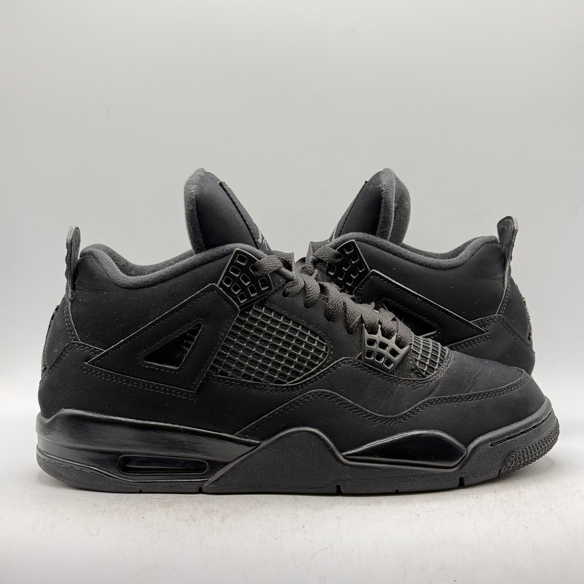 (Used No Box) Jordan 4 Black Cat (2020) Size 8.5