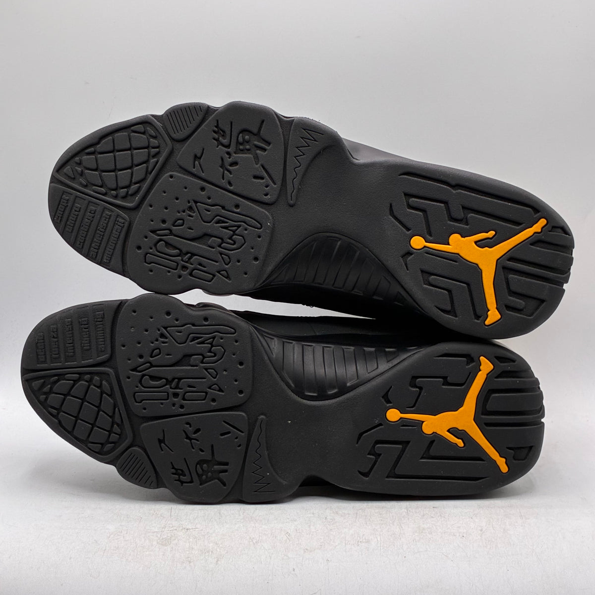 (USED) Jordan 9 Dark Charcoal University Gold Size 10.5