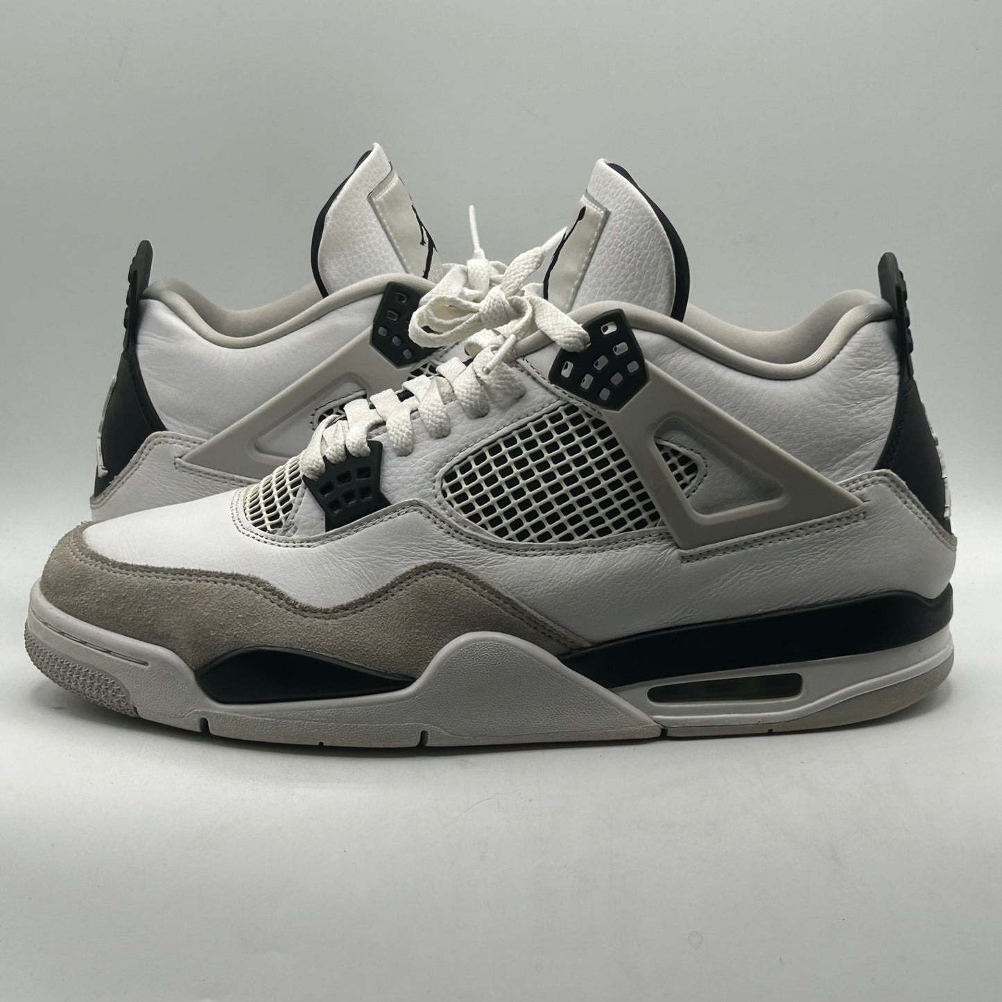 (Used) Jordan 4 Military Black Size 11