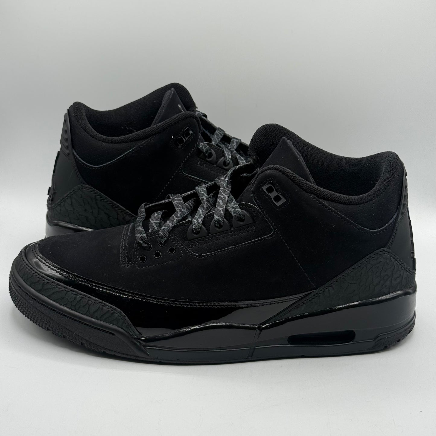(USED) Jordan 3 Black Cat Size 12