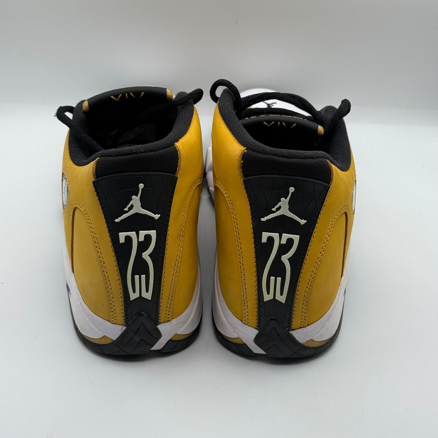 (USED NO BOX) Jordan 14 Light Ginger (2022) Size 10.5