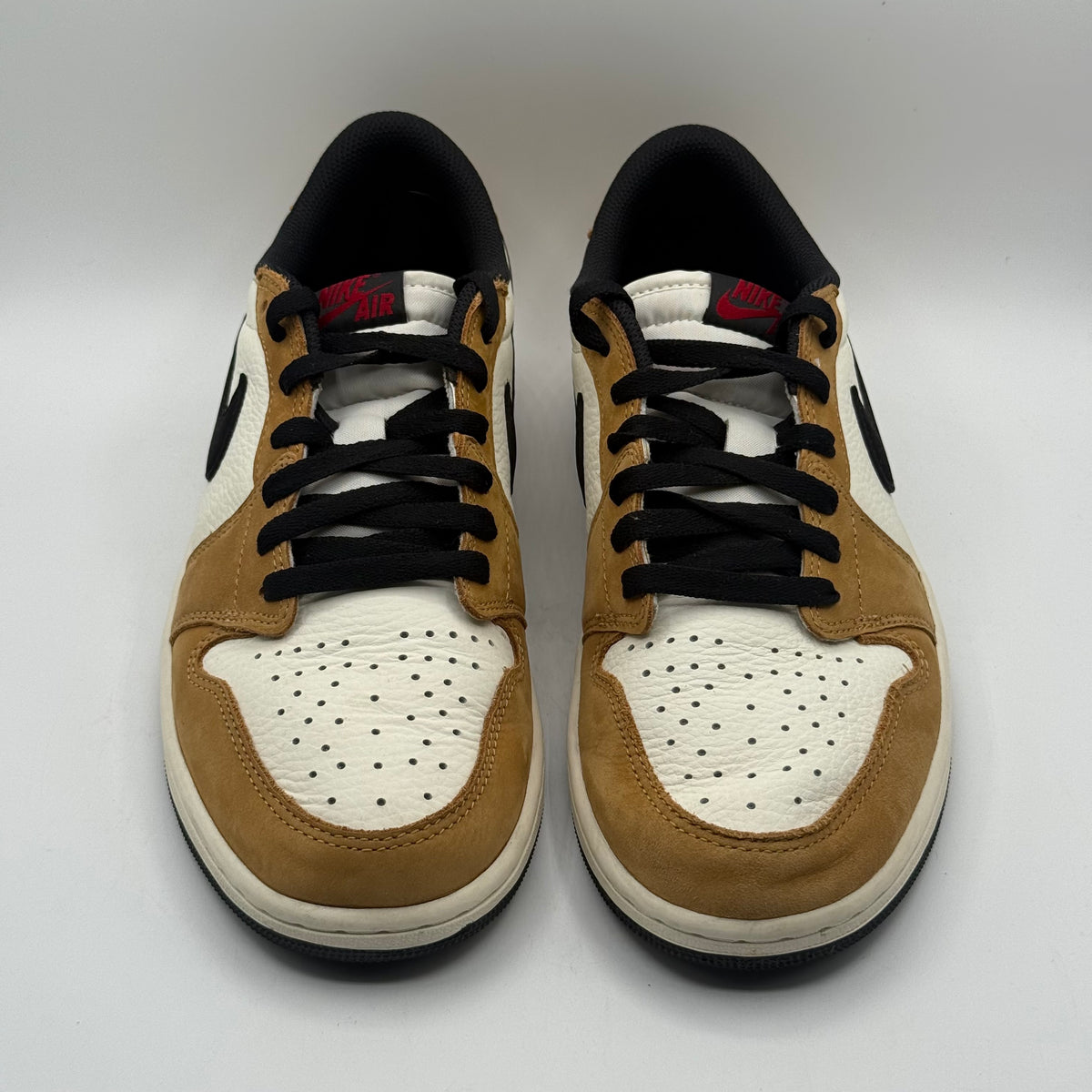 (USED) Jordan 1 Low Rookie of the Year Size 10.5