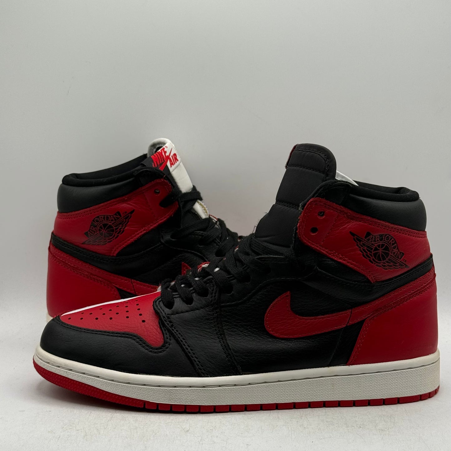 (USED NO BOX) Jordan 1 High Homage To Home Size 9