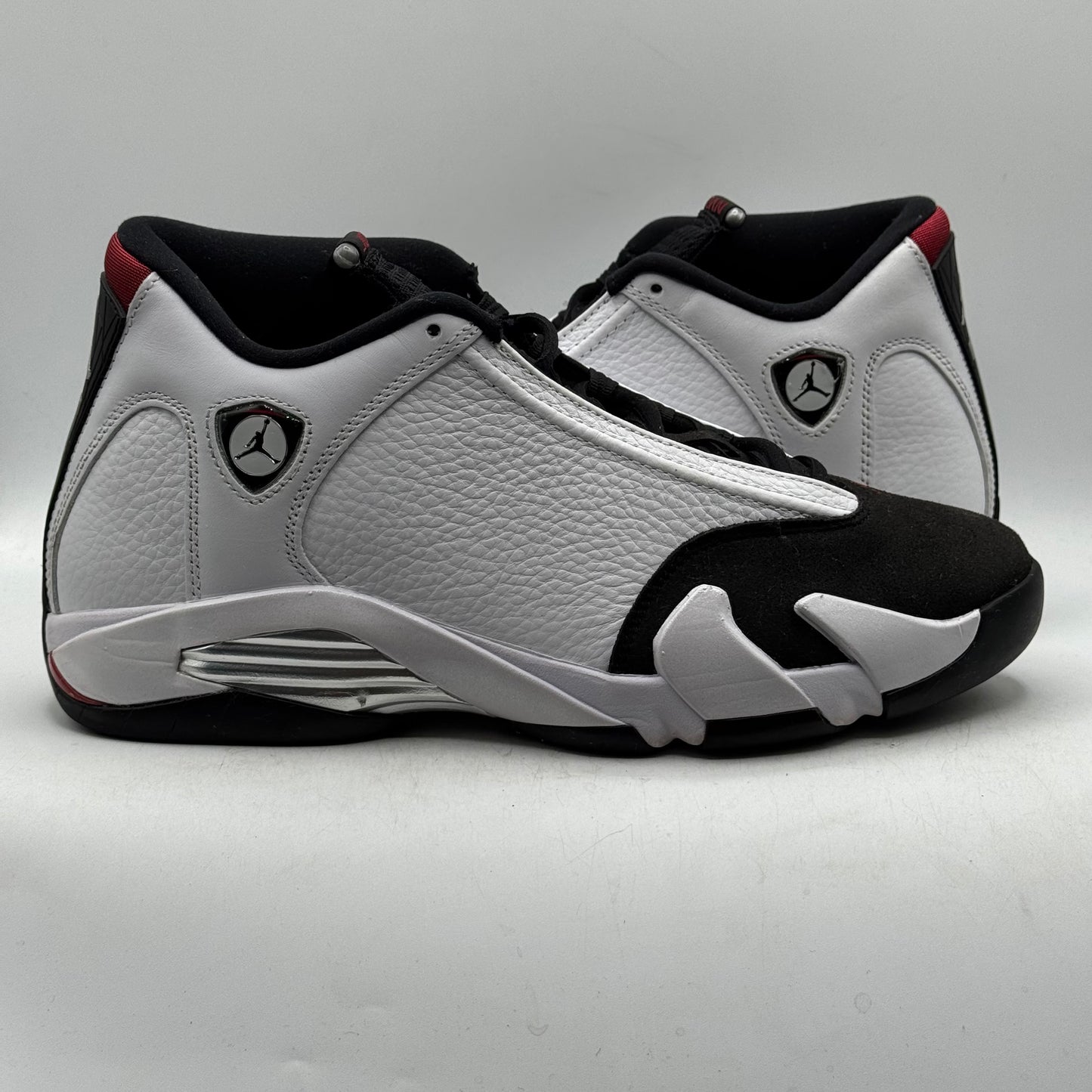 (USED NO BOX) Jordan 14 Black Toe Size 9.5