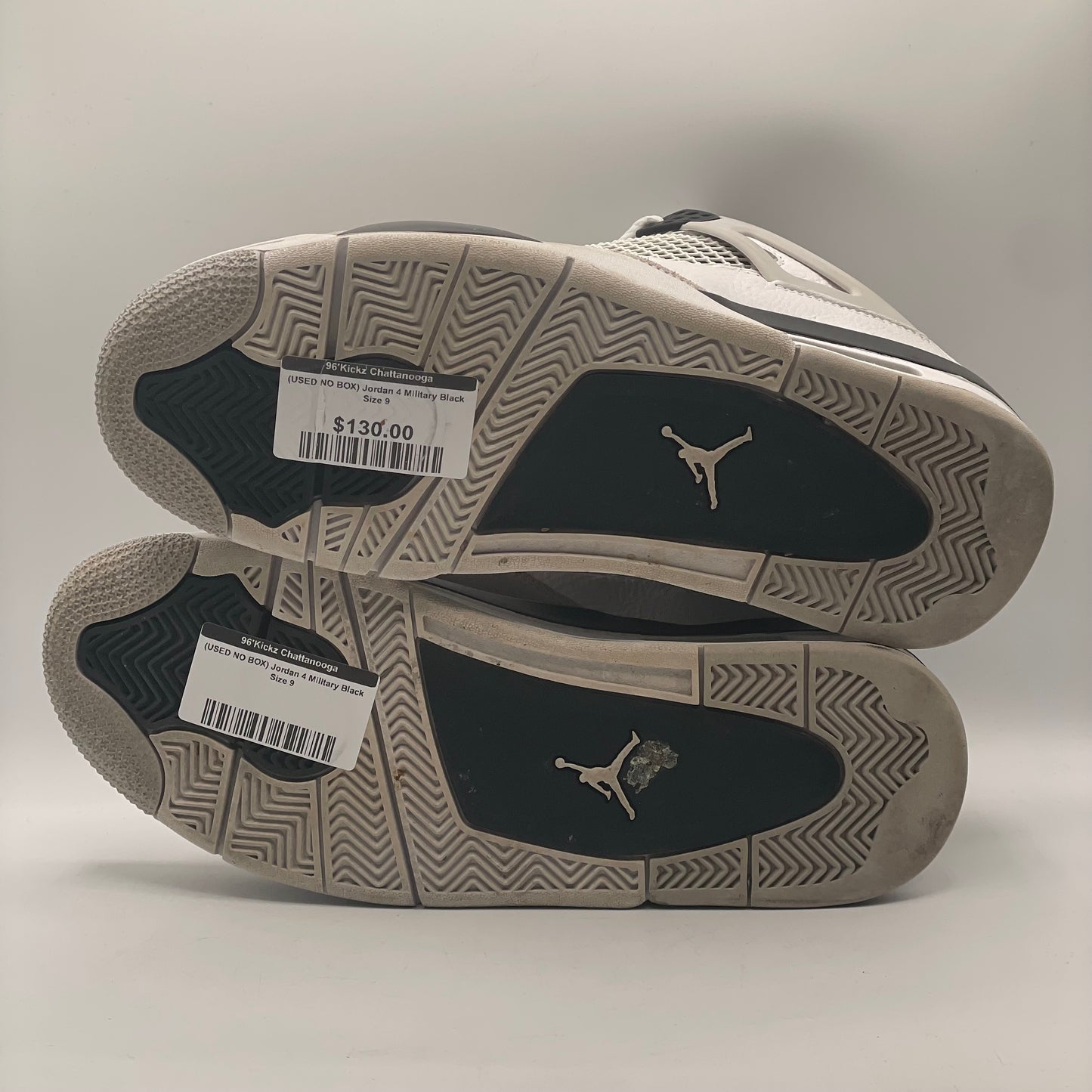 (USED NO BOX) Jordan 4 Military Black Size 9