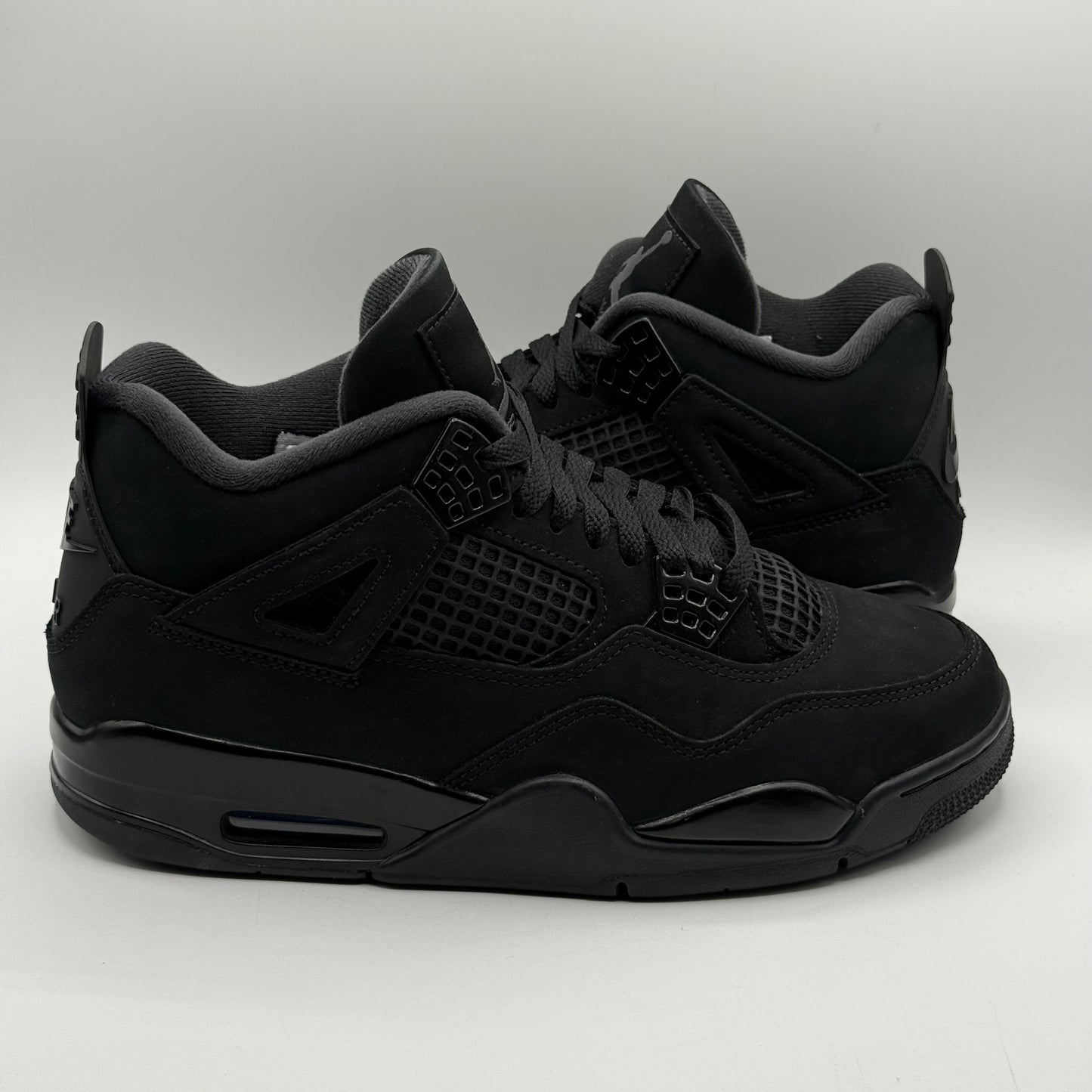 (USED) Jordan 4 Black Cat Size 8.5