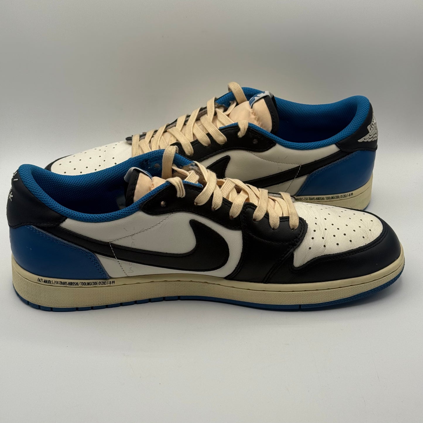 (USED, No Box) Travis Scott Jordan 1 Low Fragment Size 13