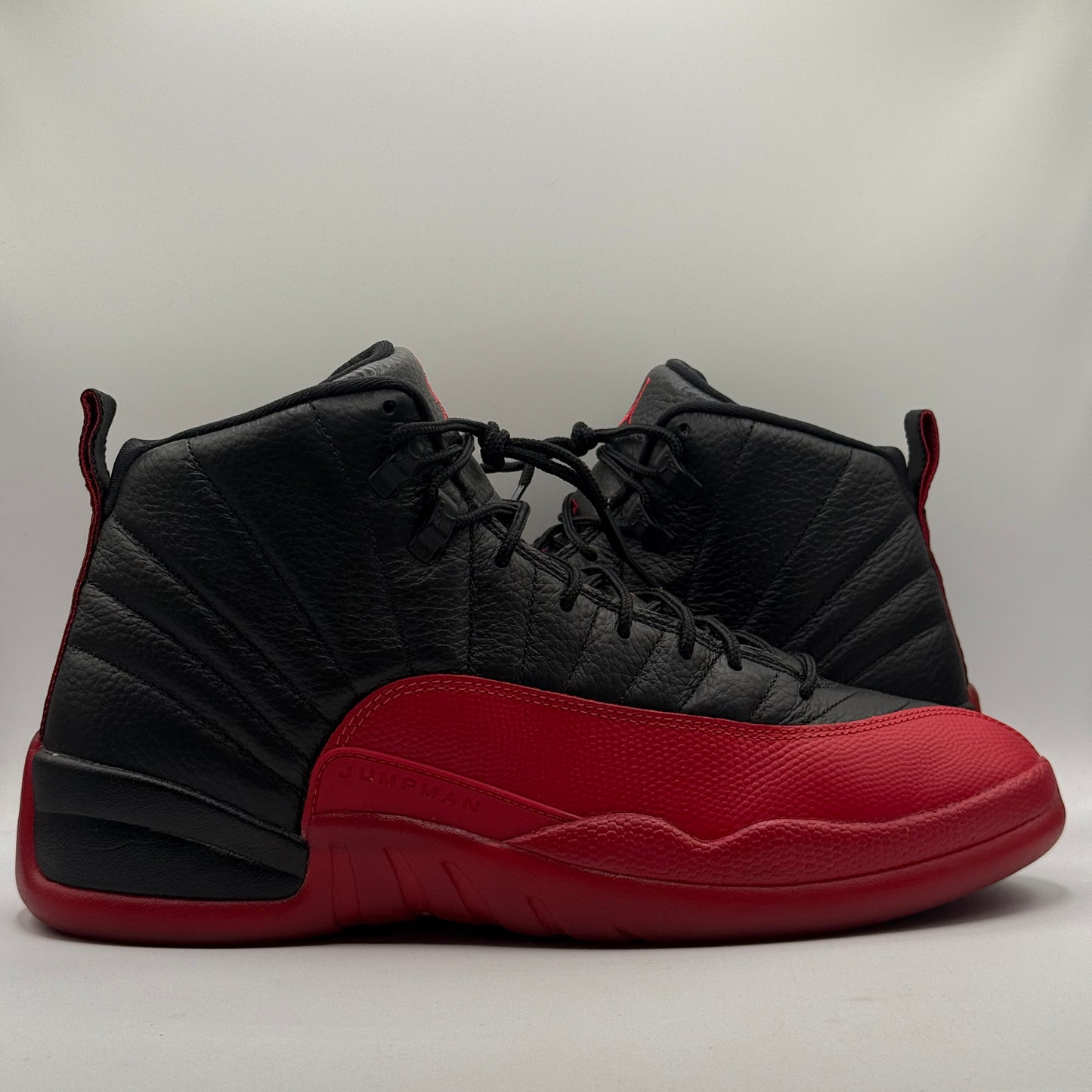 (USED) Jordan 12 Flu Game Size 14