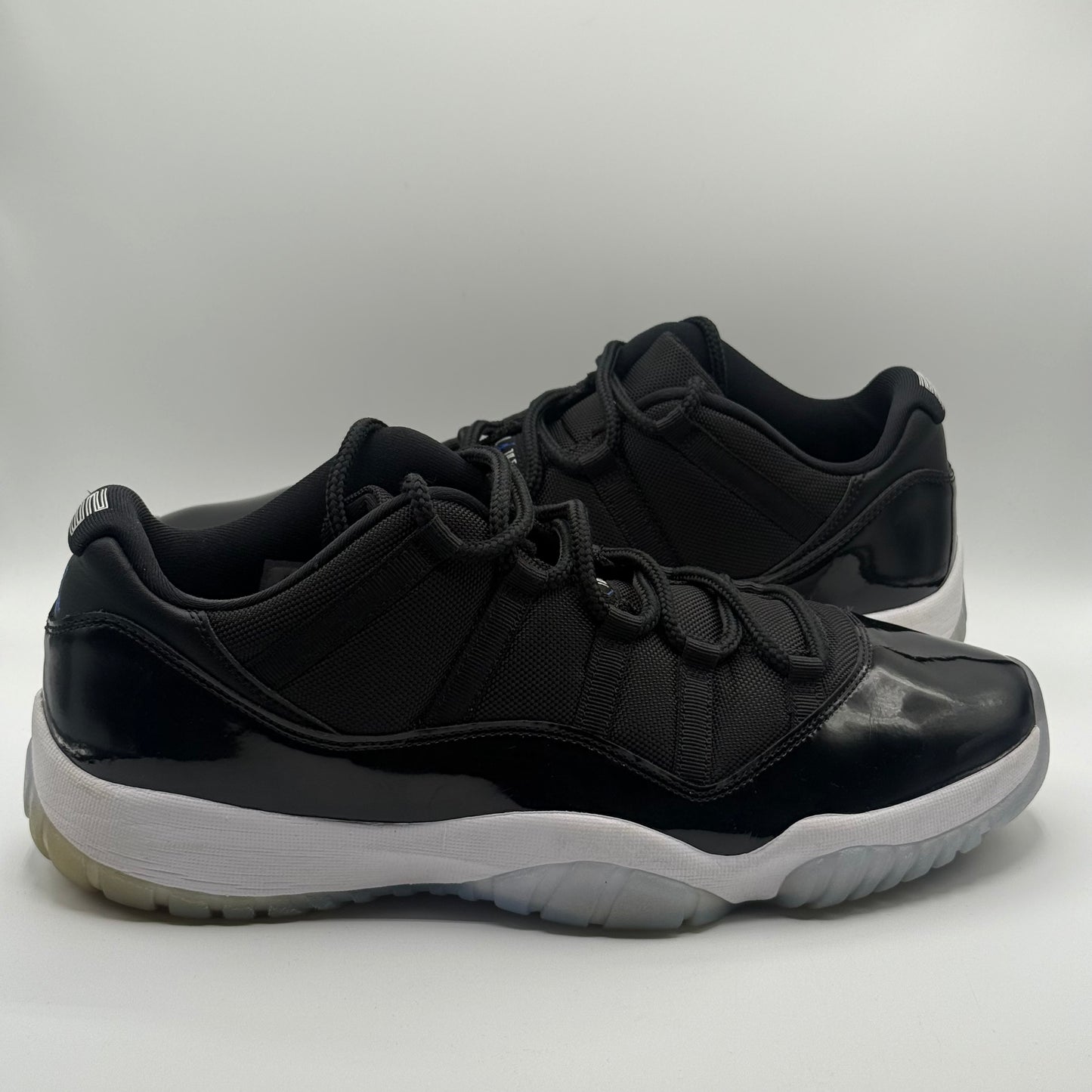(USED REP BOX) Jordan 11 Low Space Jam Size 13