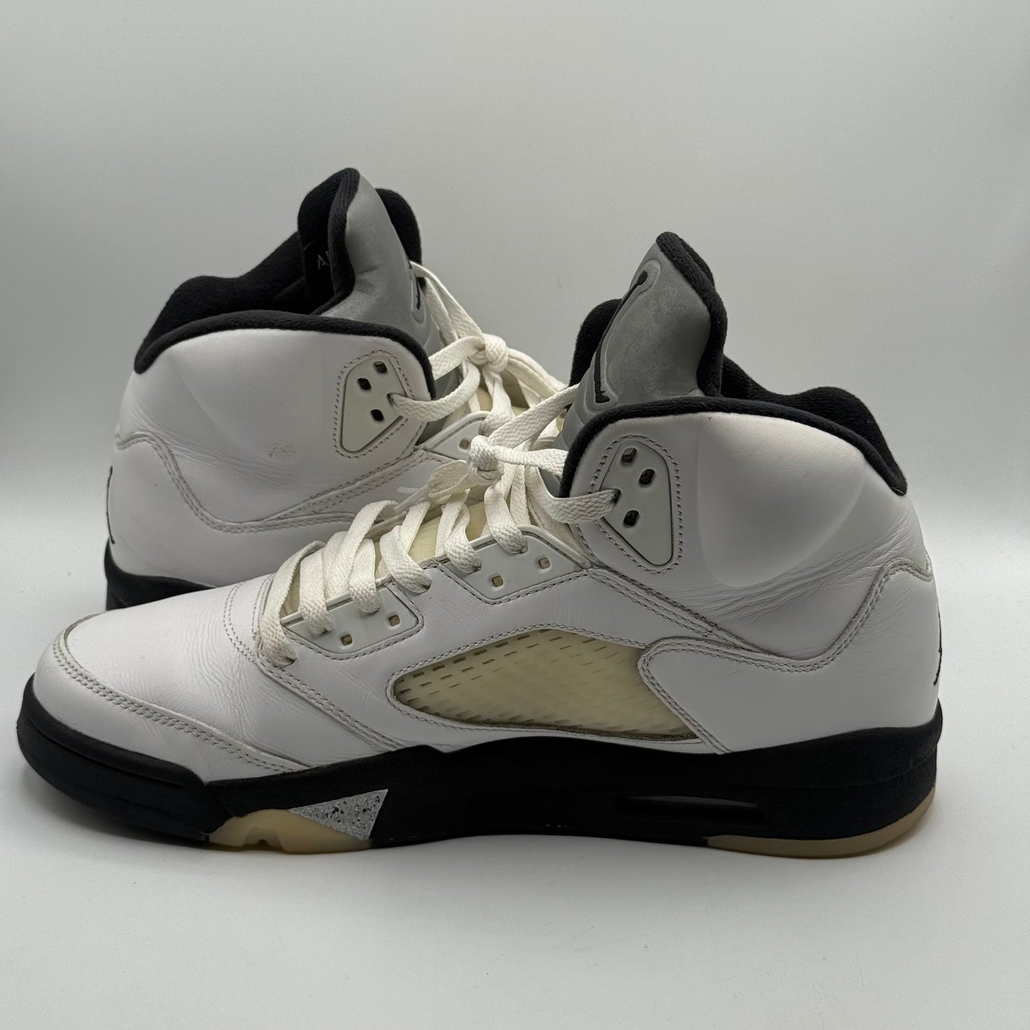 (USED NO BOX) Jordan 5 Reverse Metallic Size 12