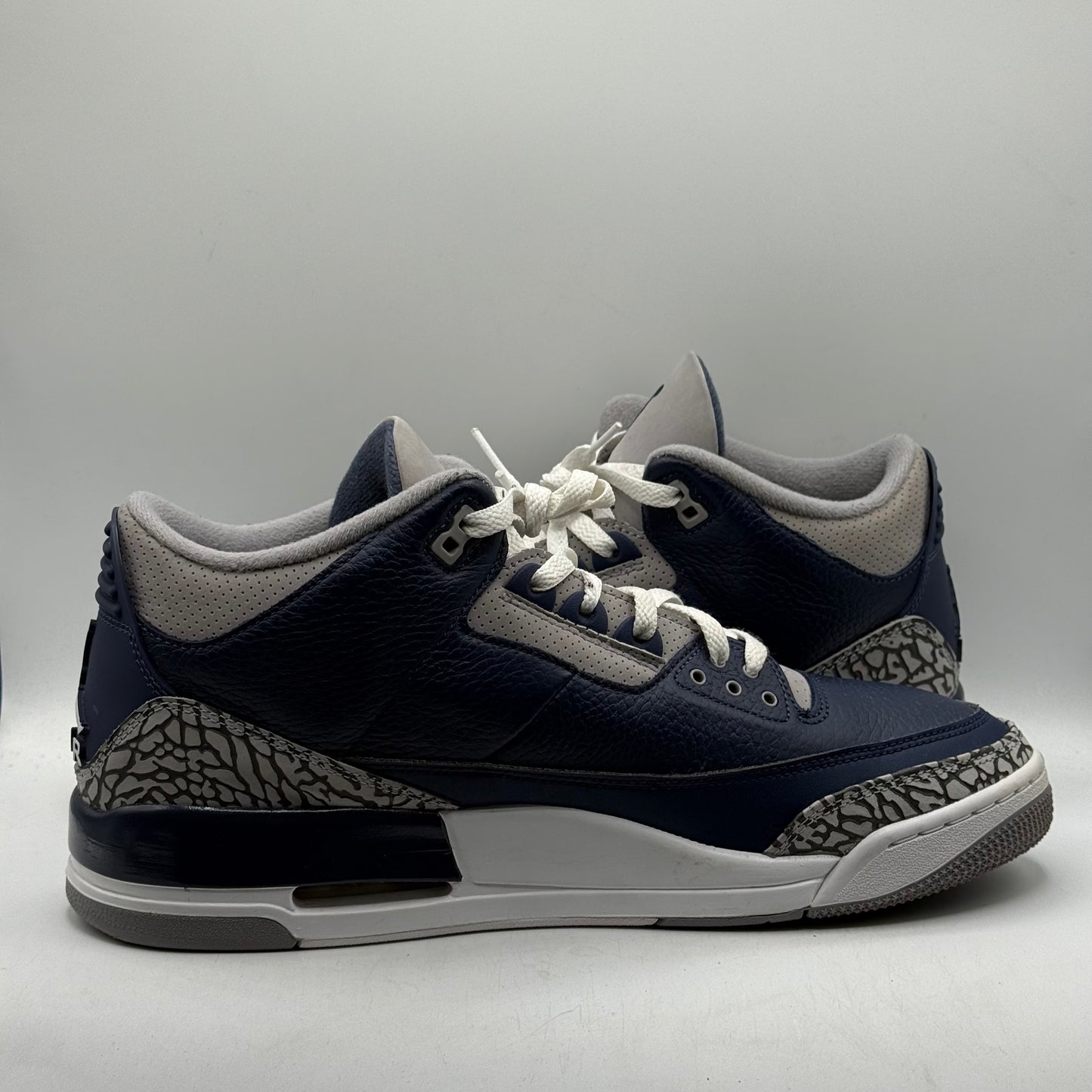(Used) Jordan 3 Georgetown Size 13