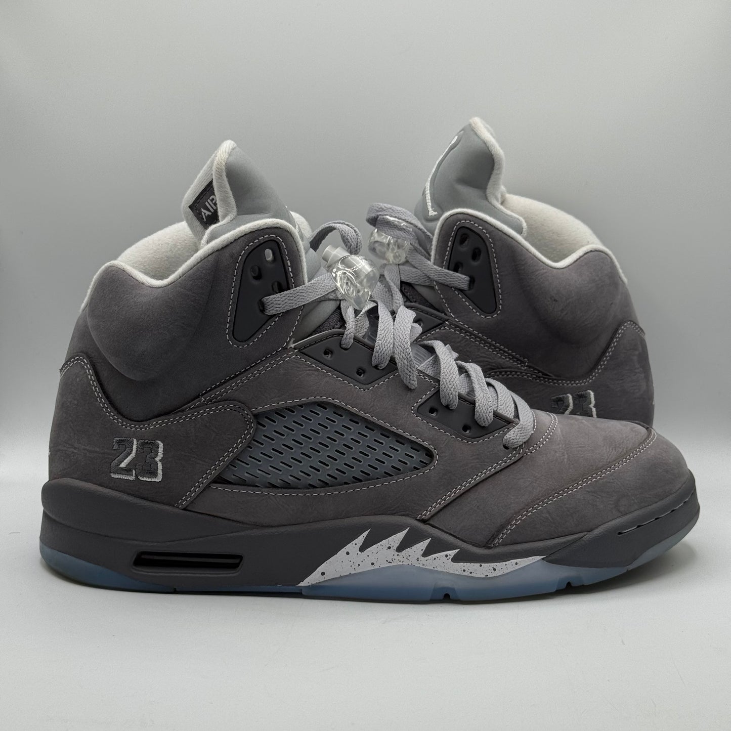 (USED) Jordan 5 Wolf Grey Size 12