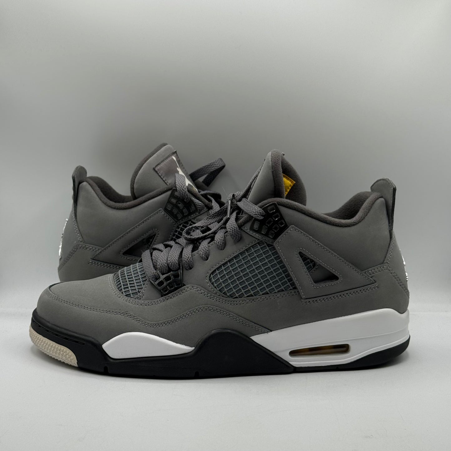 (USED) Jordan 4 Cool Grey Size 11.5