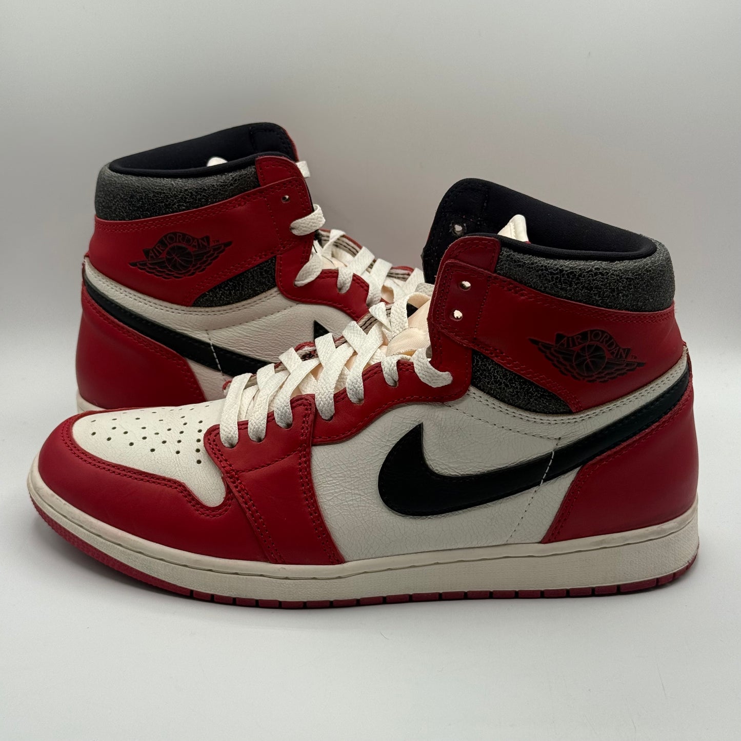 (USED) Jordan 1 High Lost and Found Size 10.5