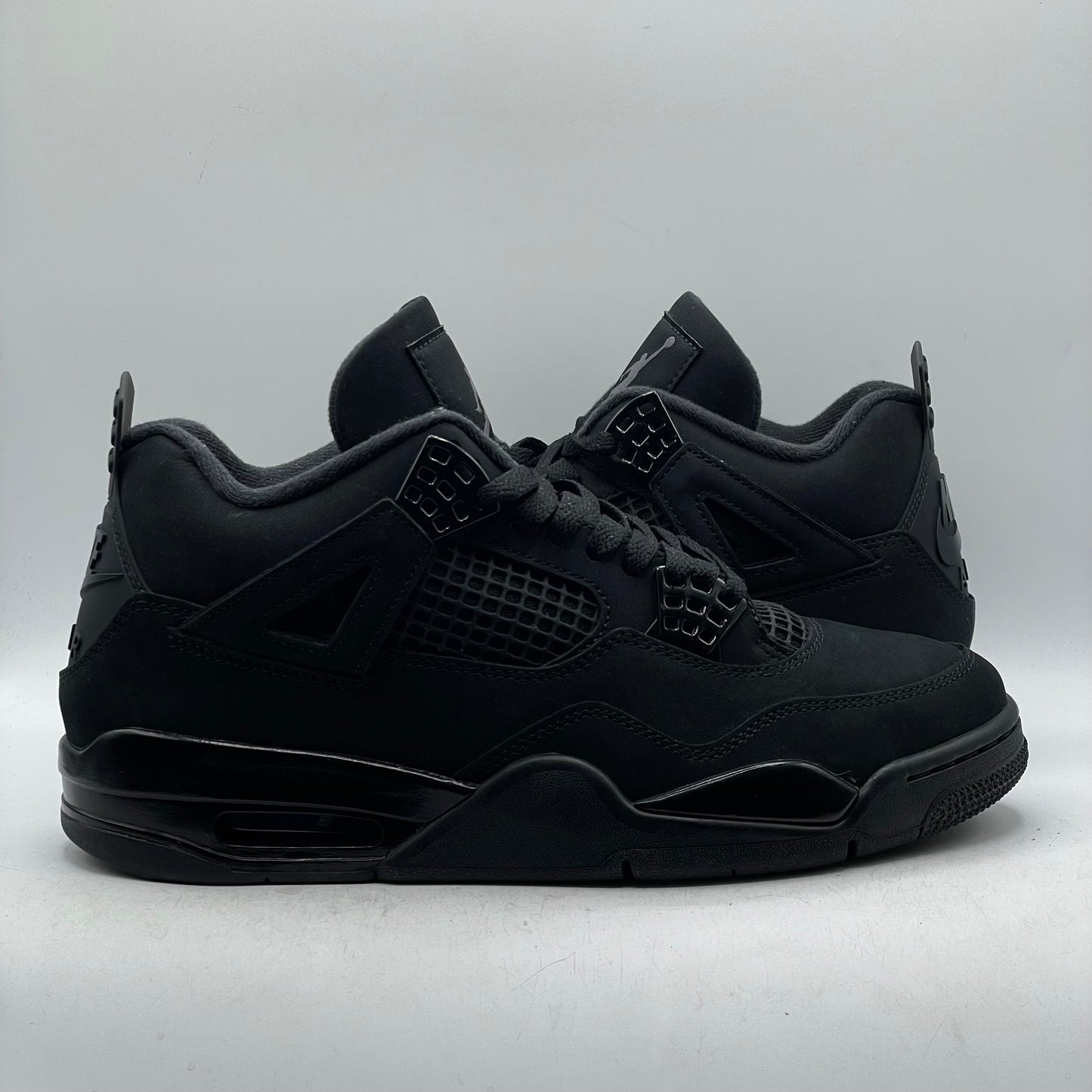 (USED) Jordan 4 Black Cat (2025) Size 9.5