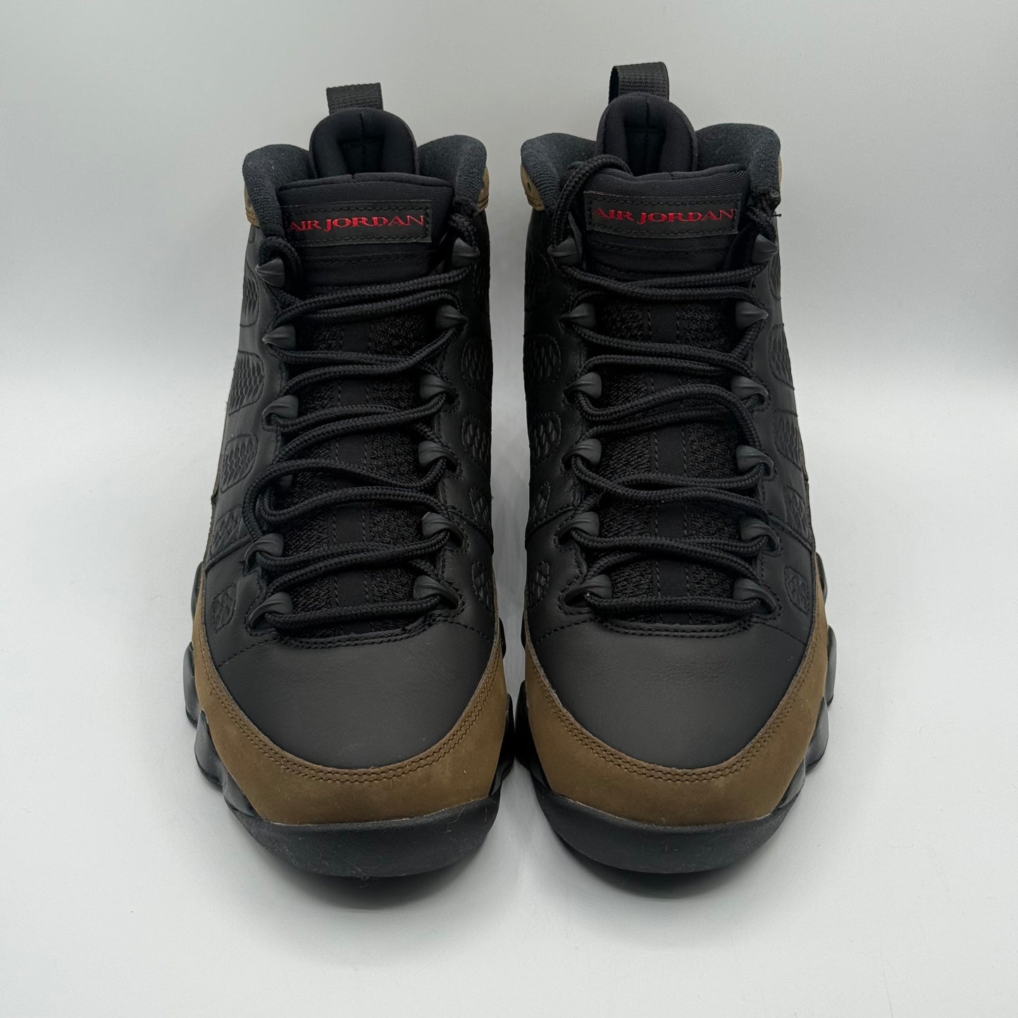 (USED) Jordan 9 Olive Size 9