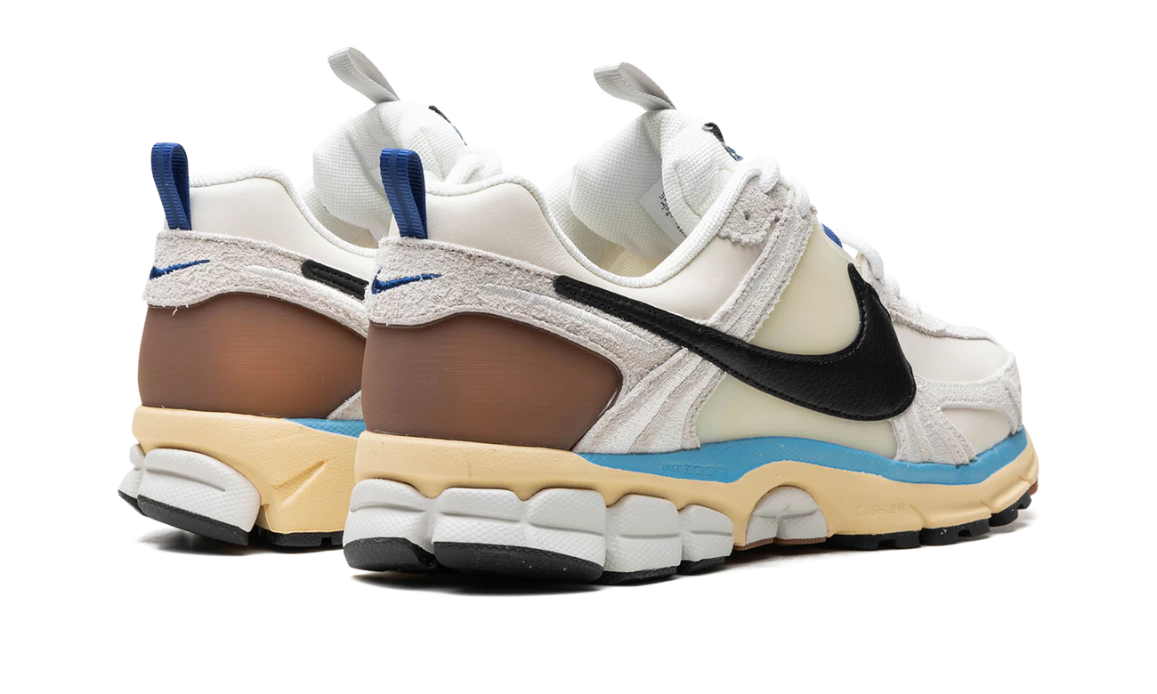 Nike Zoom Vomero 5 Designed By Japan (W) Size 11.5W/10M