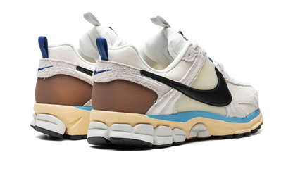 Nike Zoom Vomero 5 Designed By Japan (W) Size 11.5W/10M