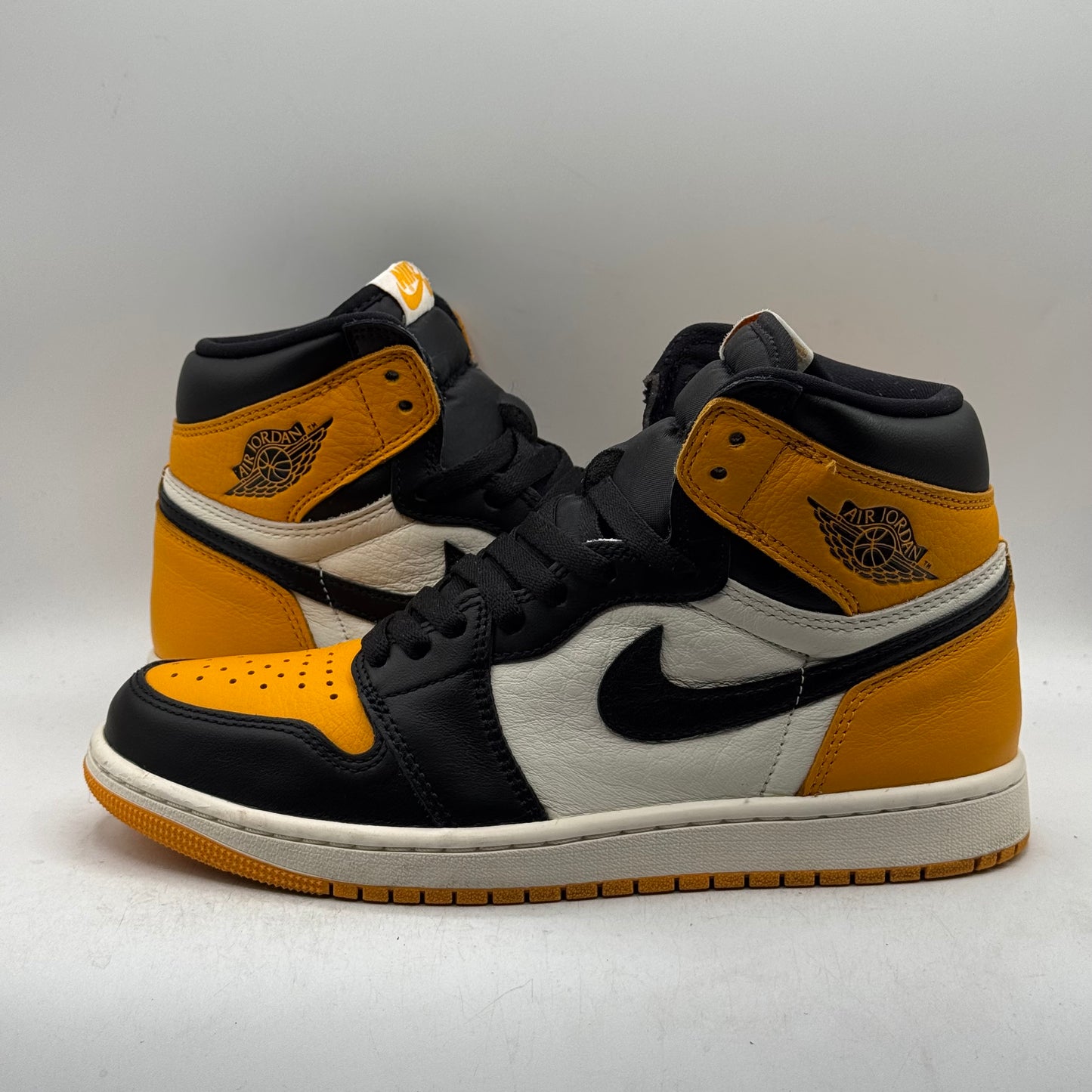 (Used) Jordan 1 High Taxi Size 8