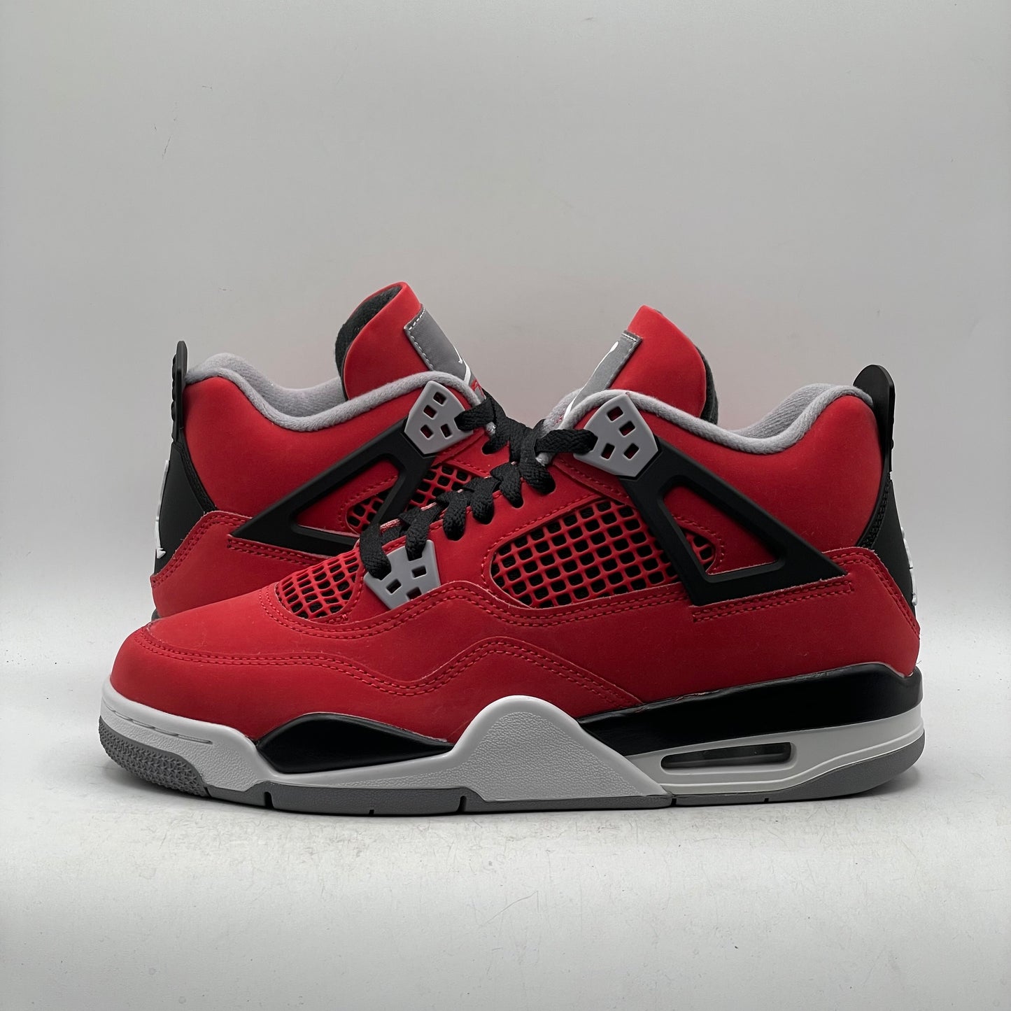 (USED) Jordan 4 Toro Bravo (2026) (GS) Size 7Y