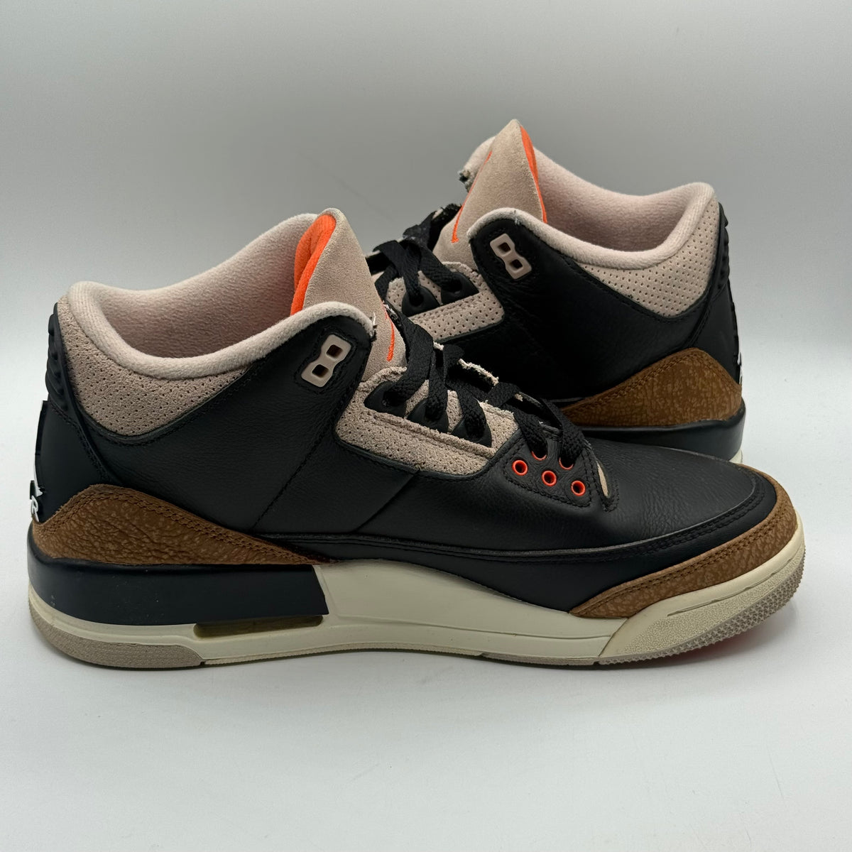(USED) Jordan 3 Desert Elephant Size 9