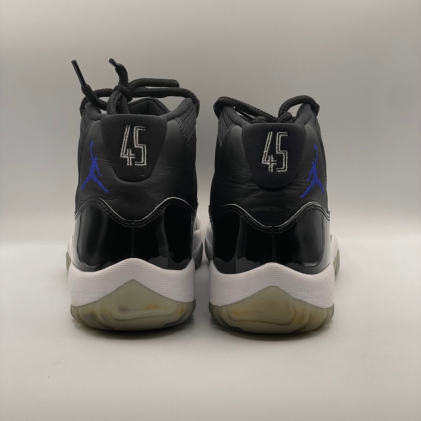 (USED) Jordan 11 Space Jam Size 10