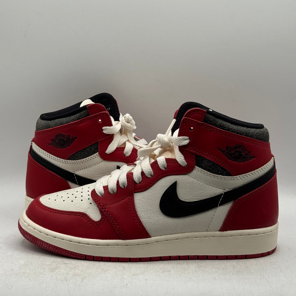 (Used) Jordan 1 High Lost and Found Size 6Y