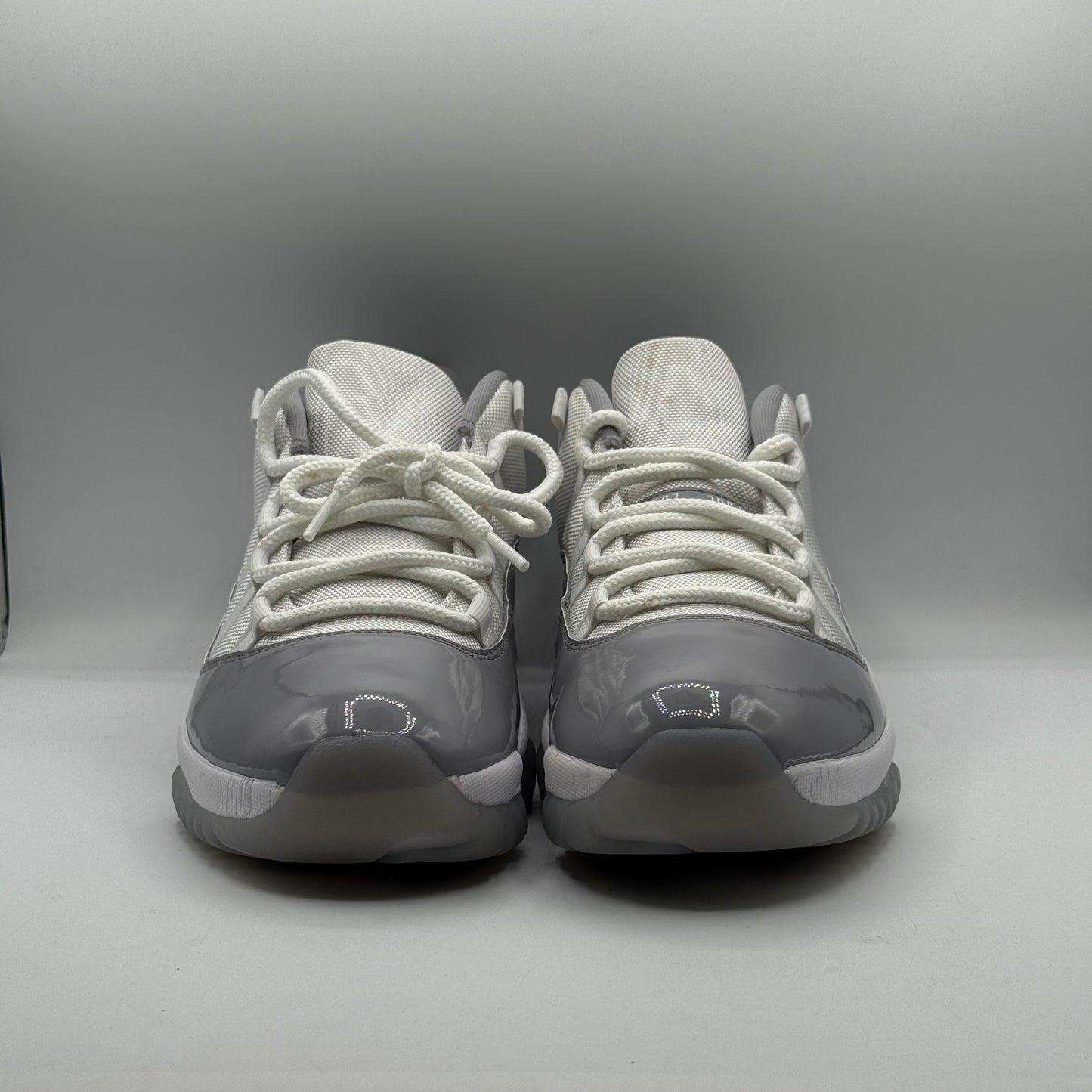 (USED) Jordan 11 Low Cement Grey Size 11.5