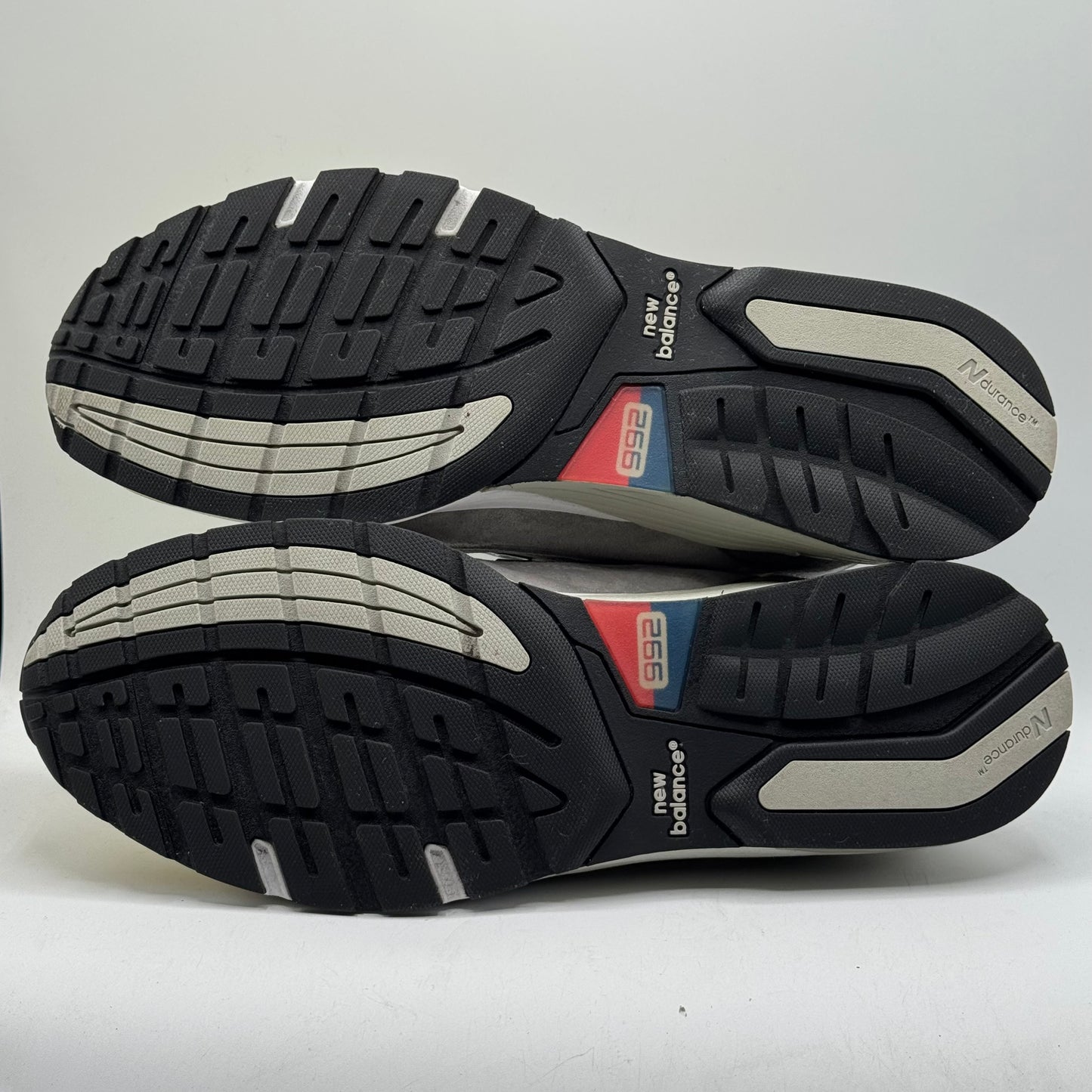 (USED) New Balance 992 Nice Kicks Amoeba Music Grey Size 12