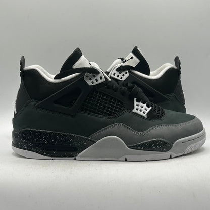 (USED) Jordan 4 Fear (2024) Size 9