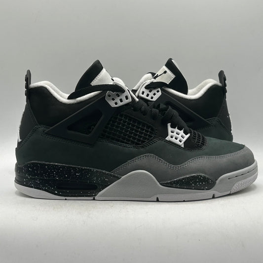 (USED) Jordan 4 Fear (2024) Size 9