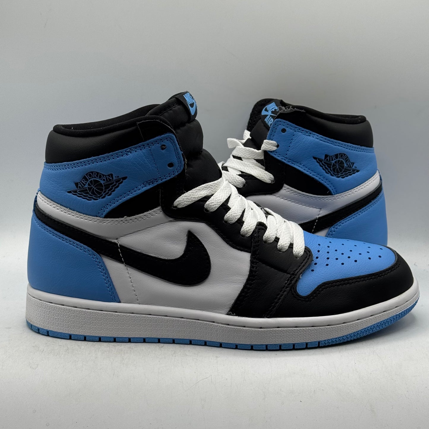 (Used) Jordan 1 High UNC Toe Size 8.5