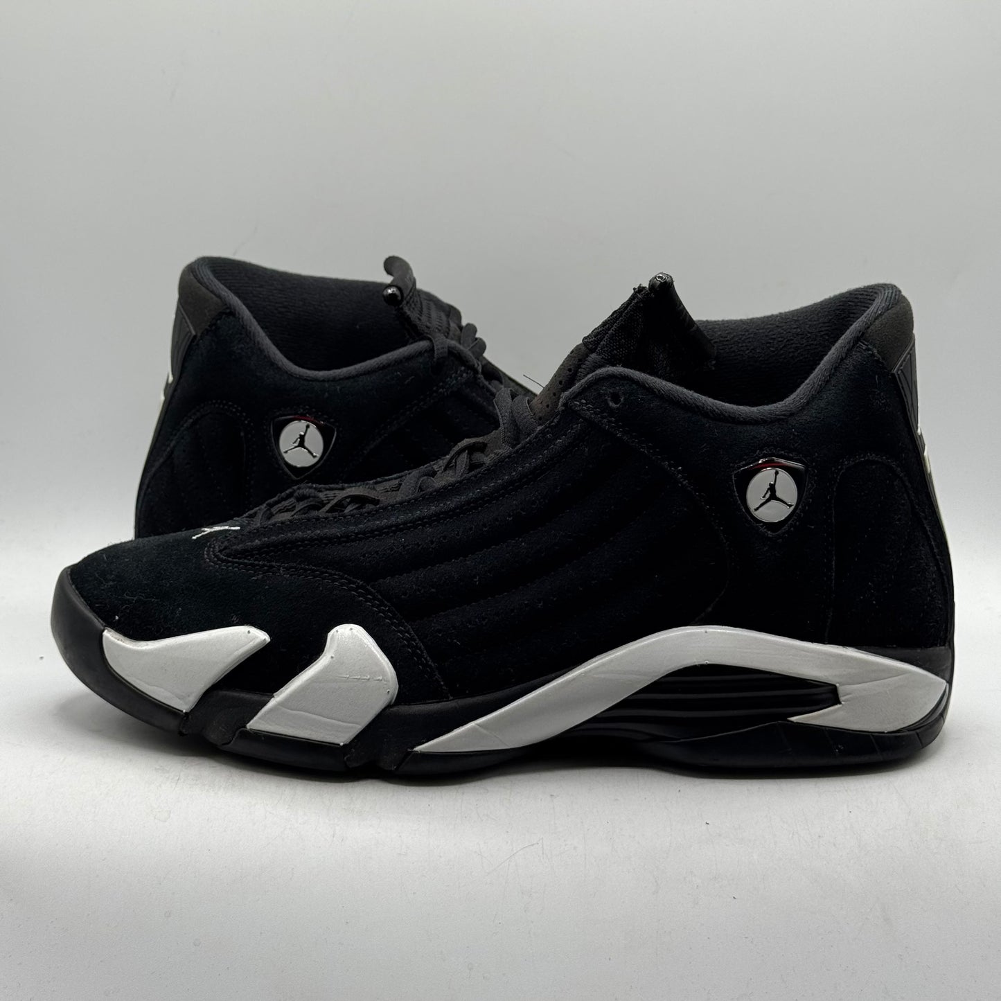 (Used) Jordan 14 Black / White Size 10