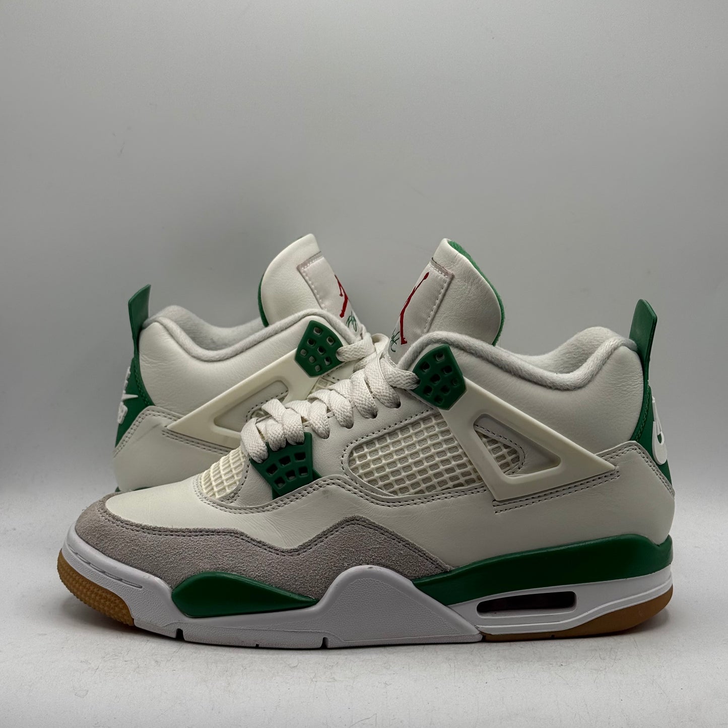 (Used) Jordan 4 SB Pine Green Size 7.5