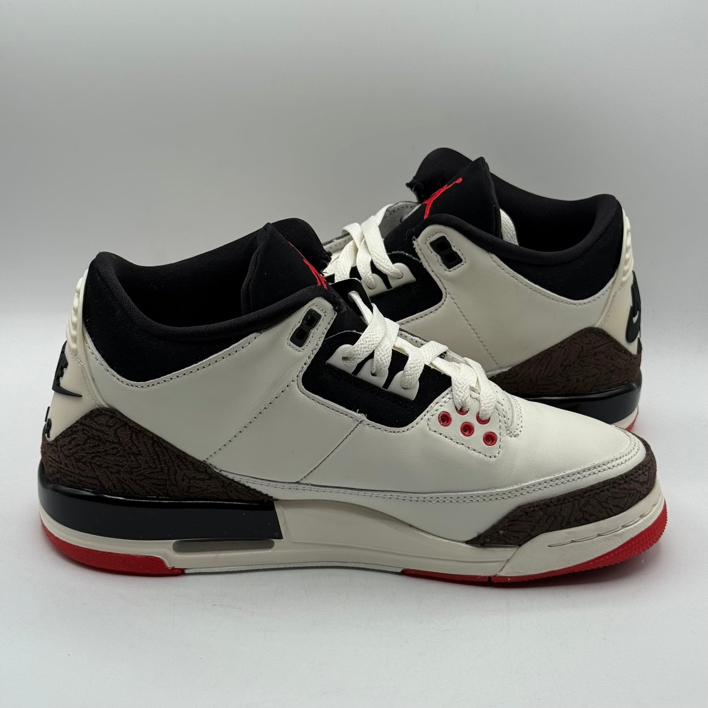 (USED) Jordan 3 World's Best Dad Size 7Y